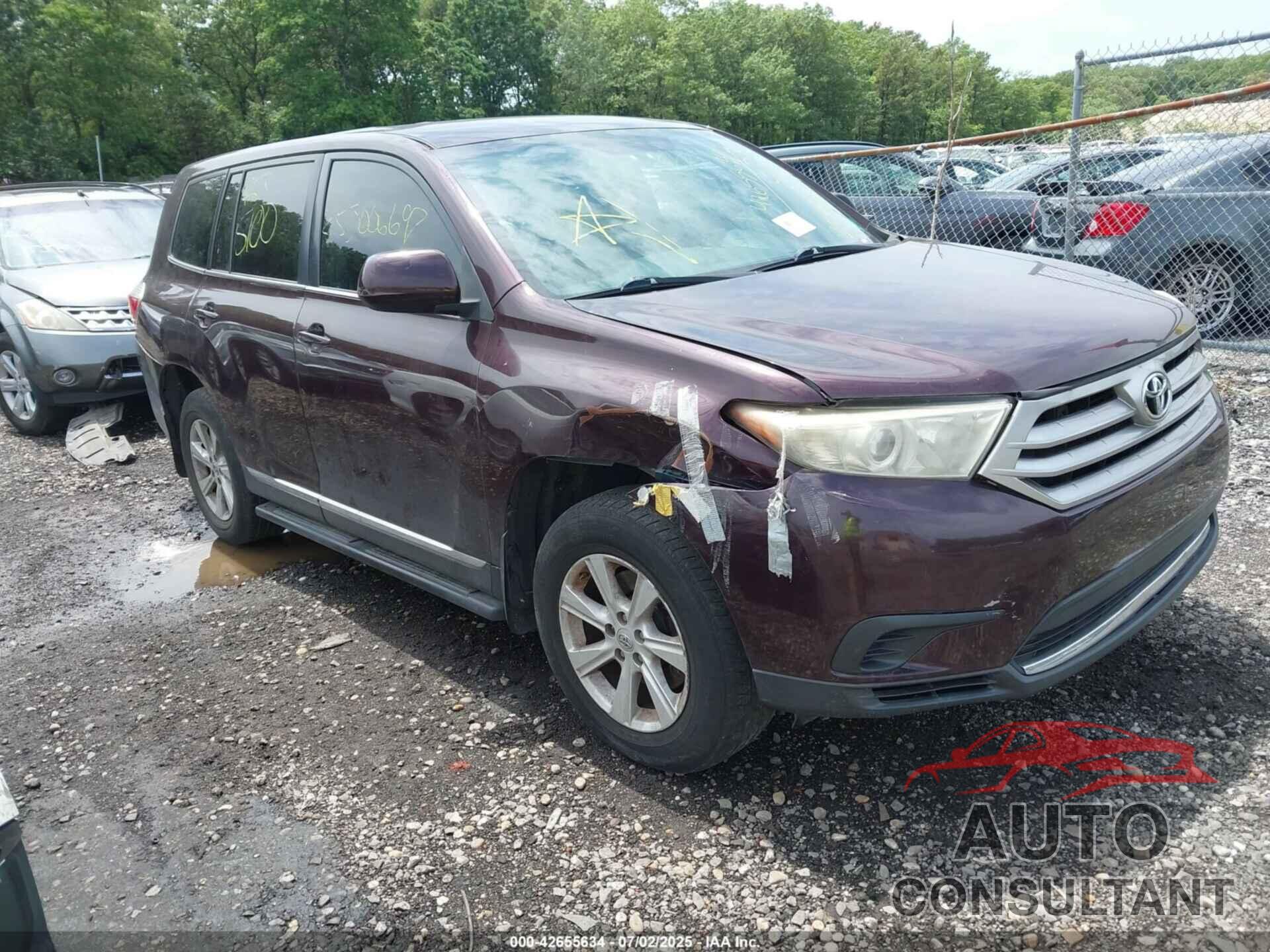 TOYOTA HIGHLANDER 2013 - 5TDBK3EH7DS263625