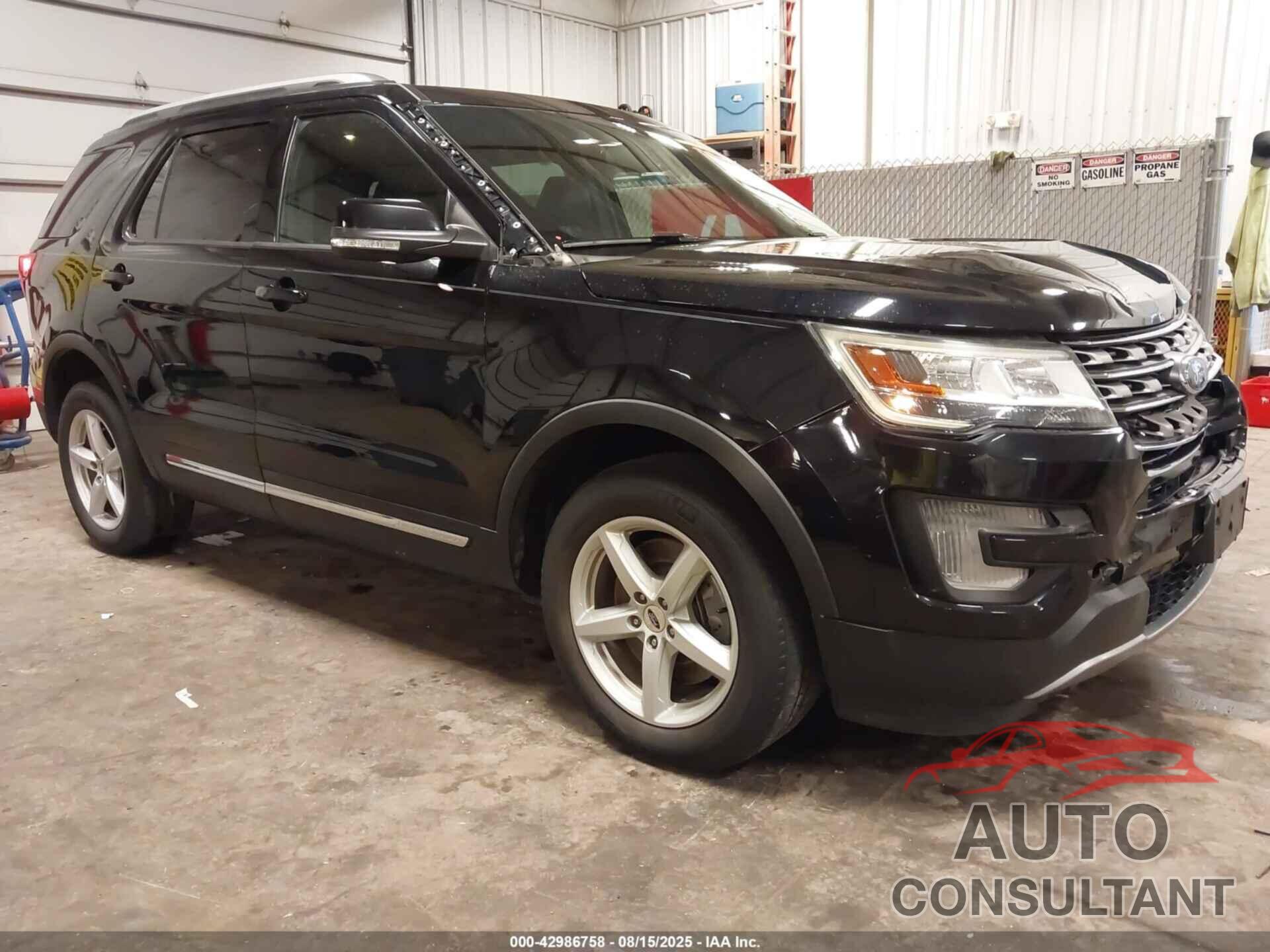 FORD EXPLORER 2017 - 1FM5K8D81HGB52687