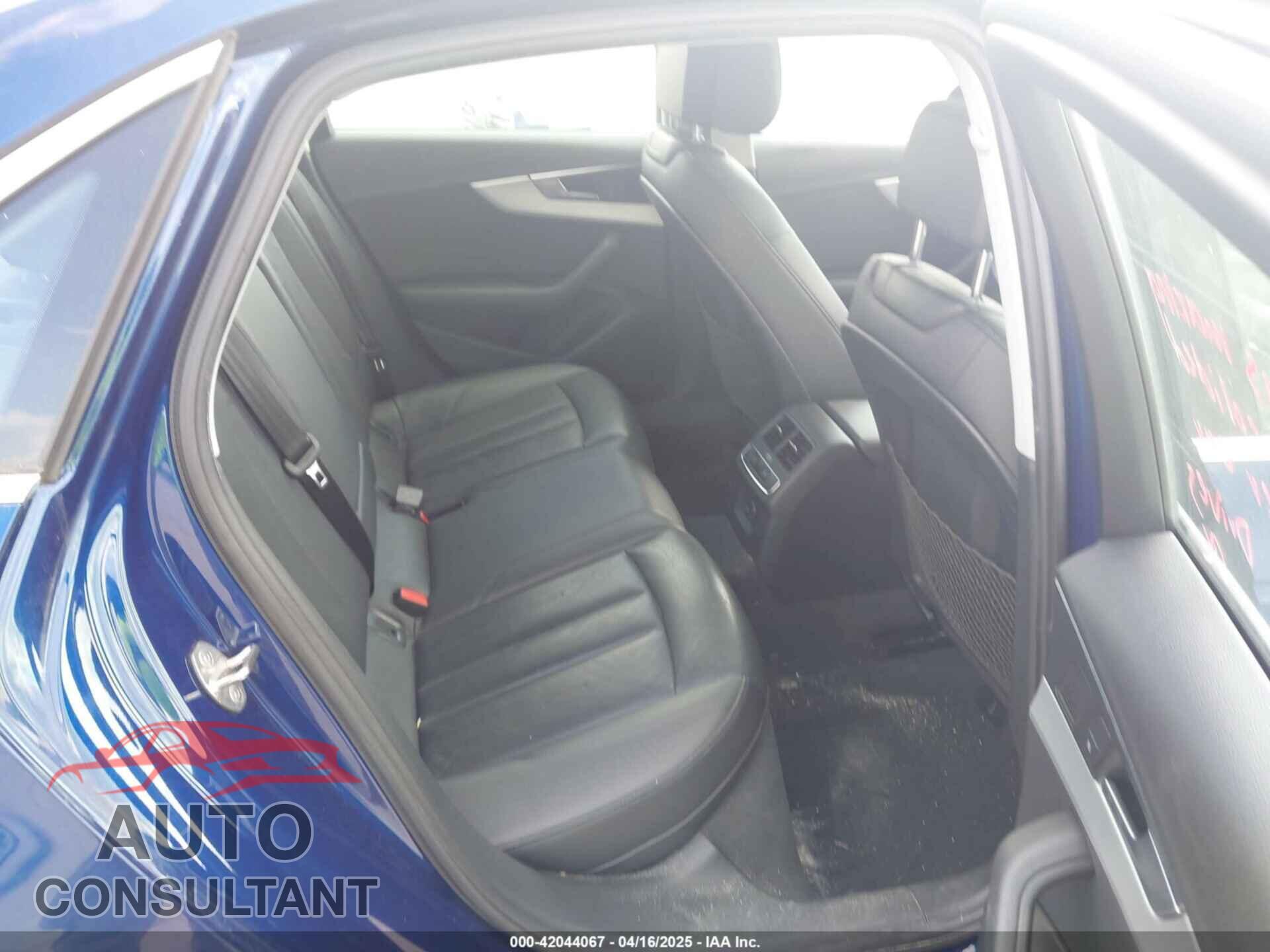 AUDI A4 2017 - WAULMAF48HN036211