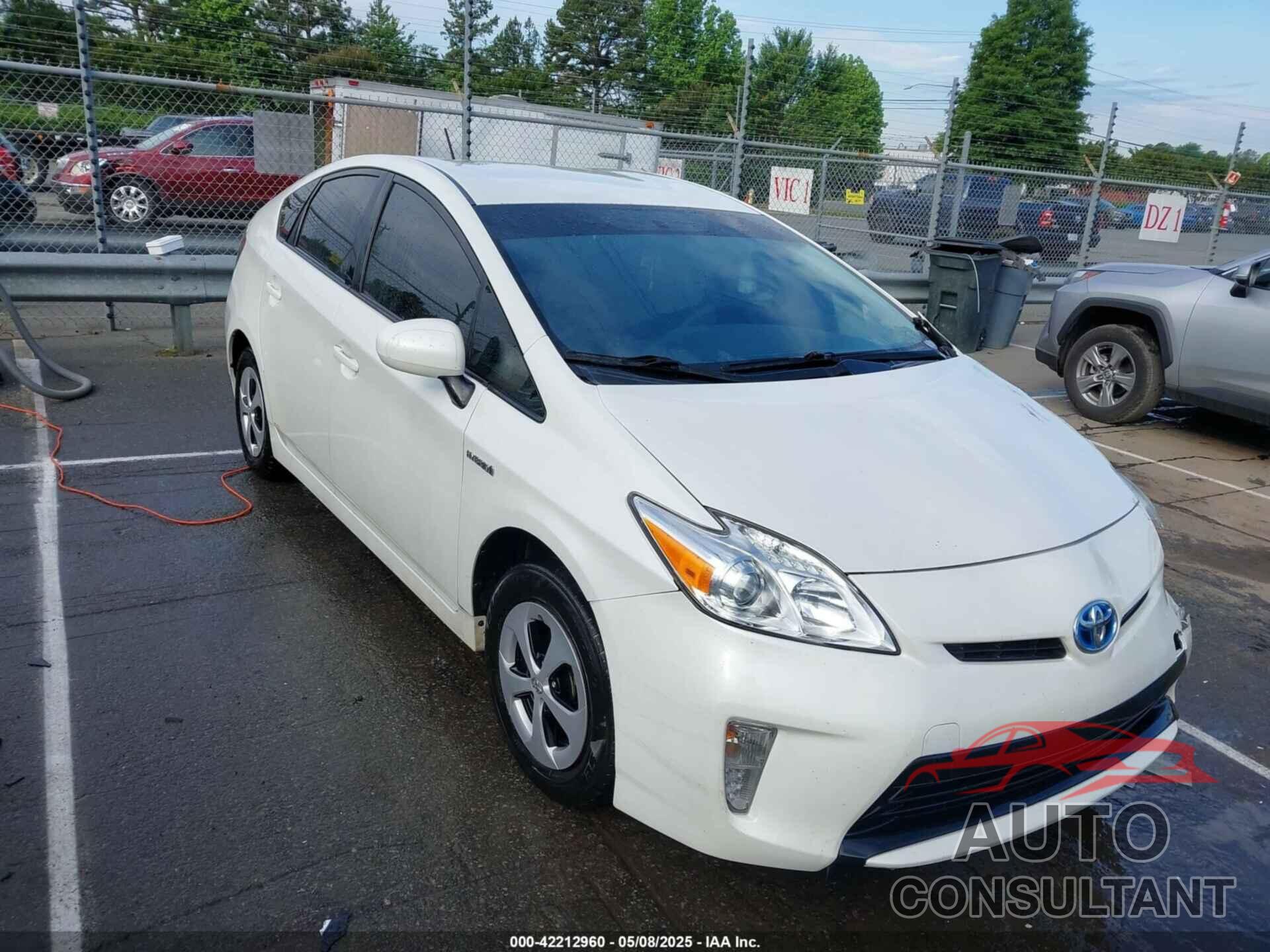 TOYOTA PRIUS 2015 - JTDKN3DU7F1932675