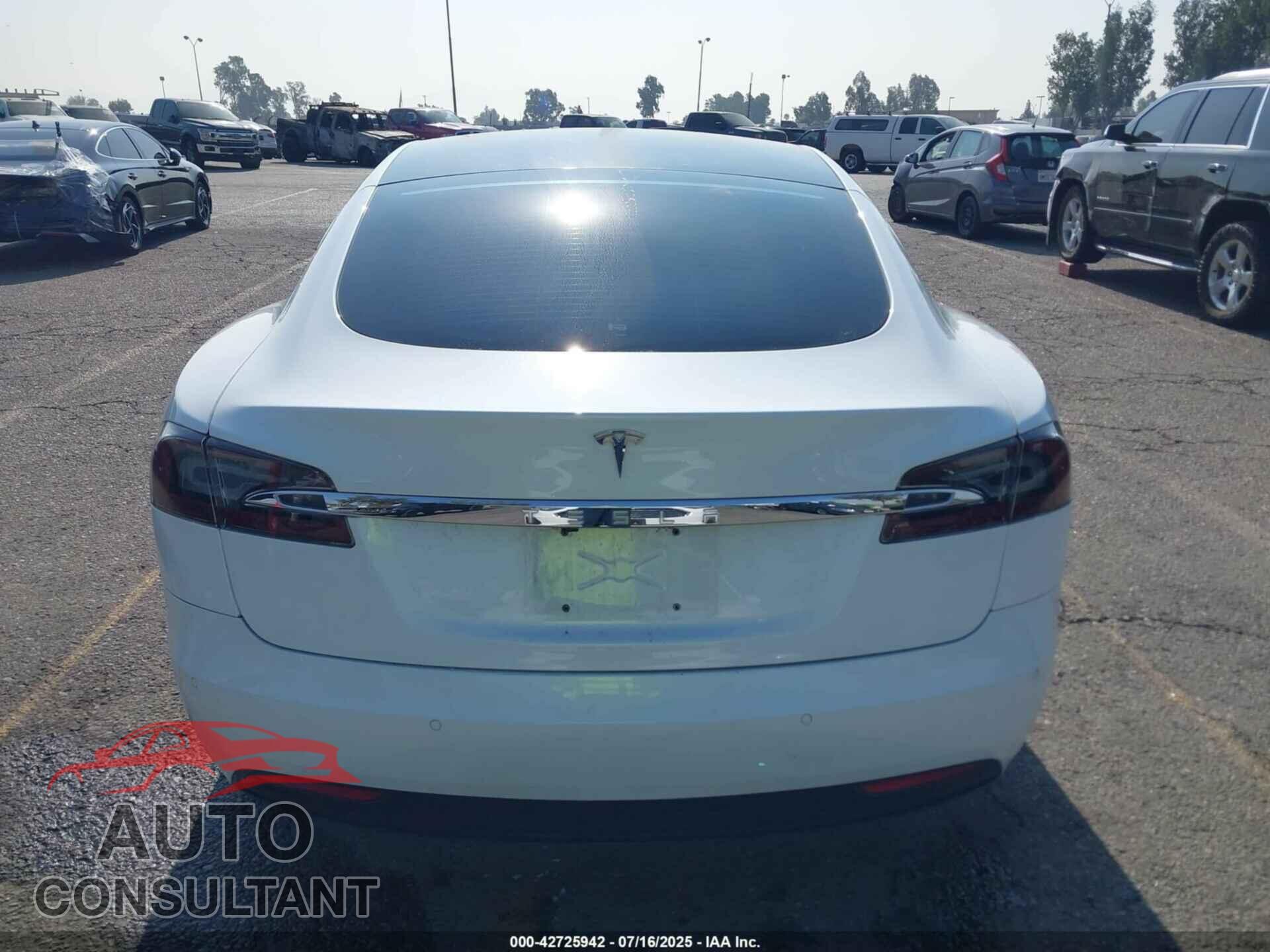 TESLA MODEL S 2016 - 5YJSA1E21GF148255