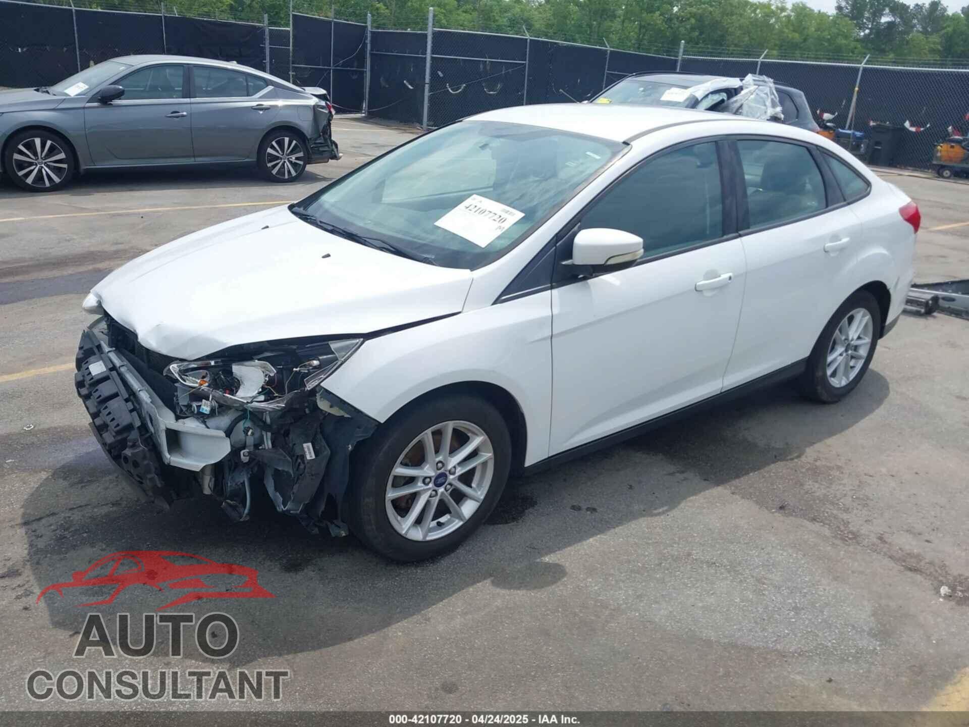 FORD FOCUS 2015 - 1FADP3F28FL204145