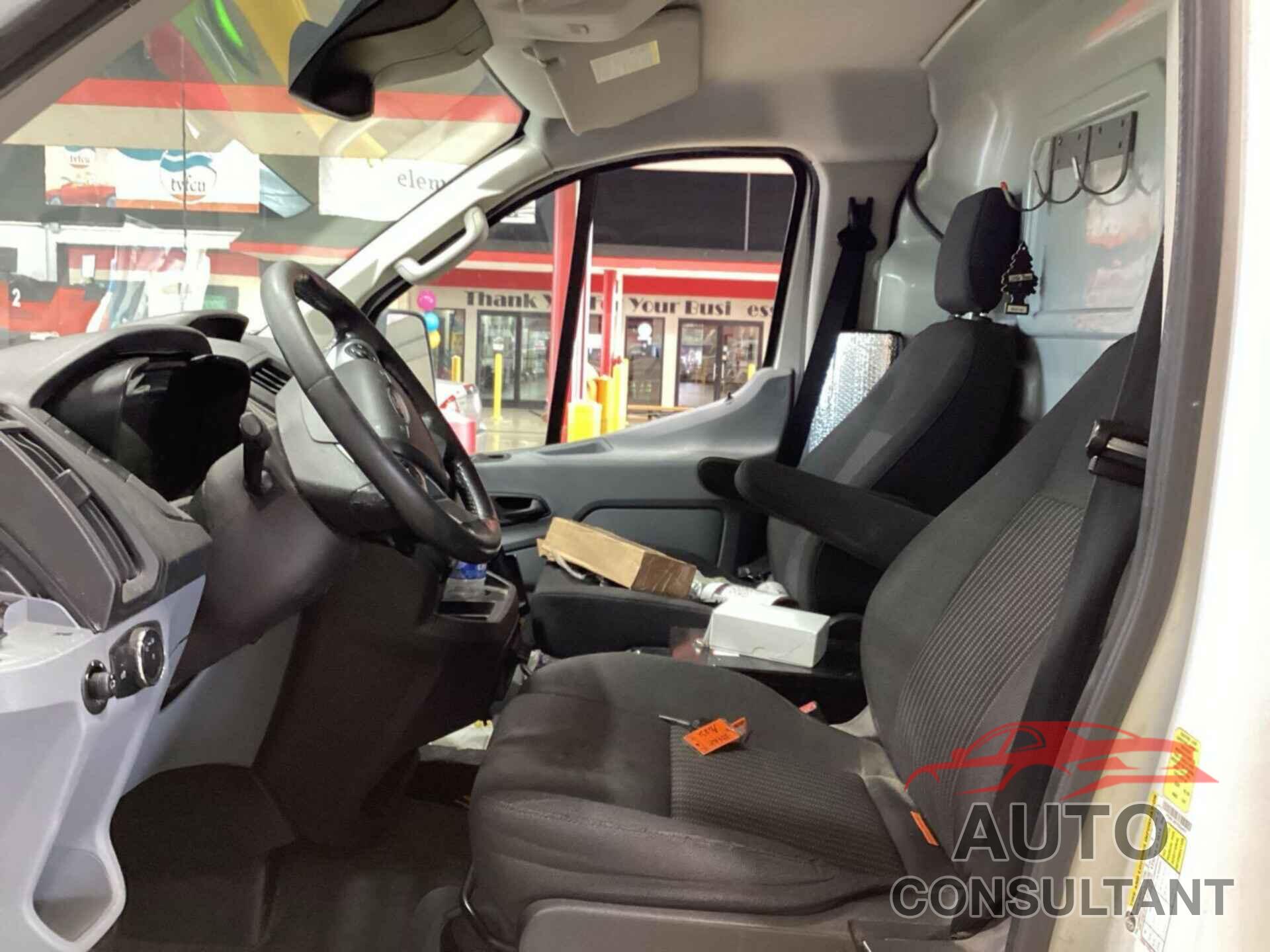 FORD TRANSIT 2015 - 1FTNR1ZM7FKA44971