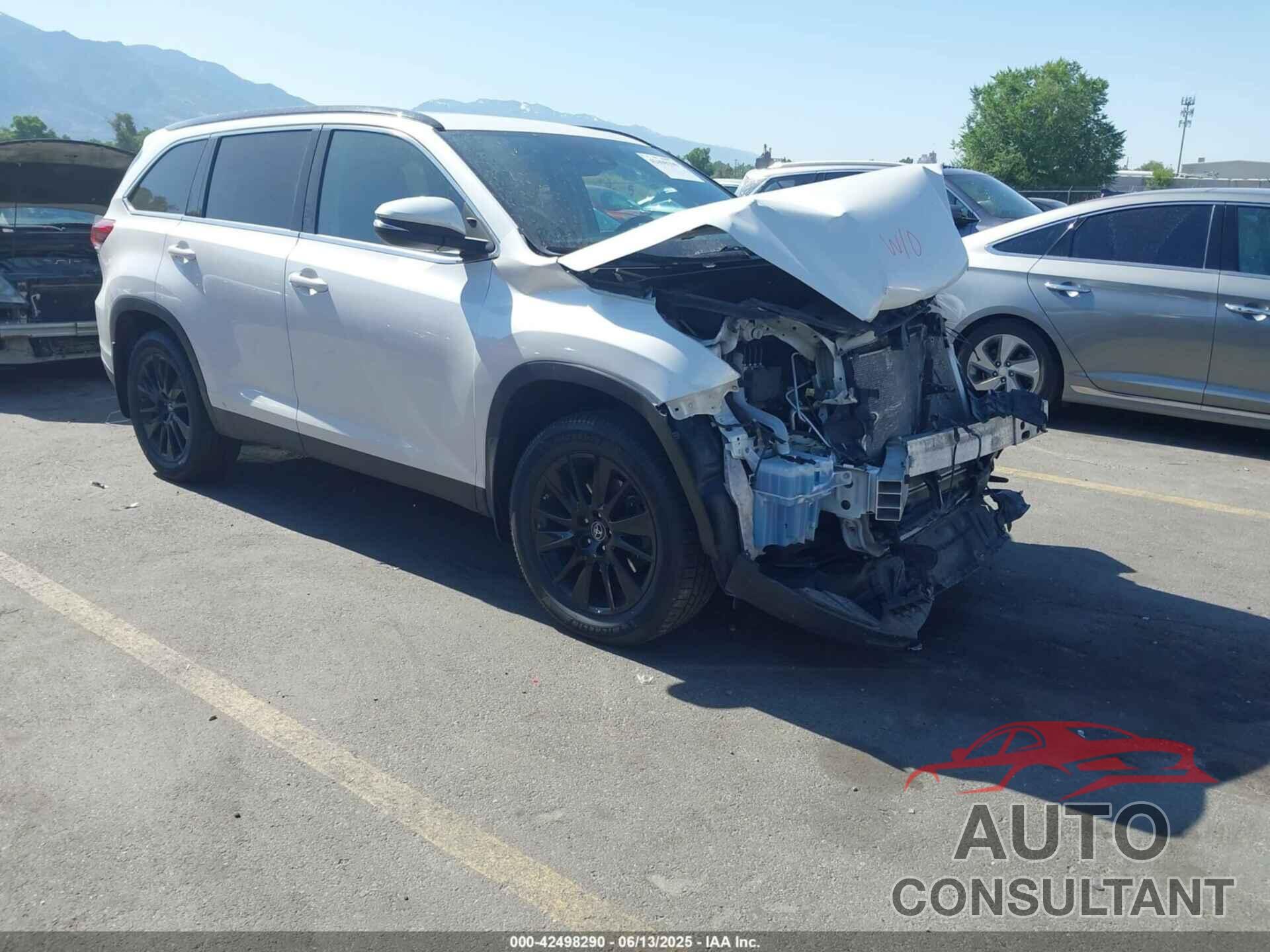 TOYOTA HIGHLANDER 2019 - 5TDJZRFH7KS569908