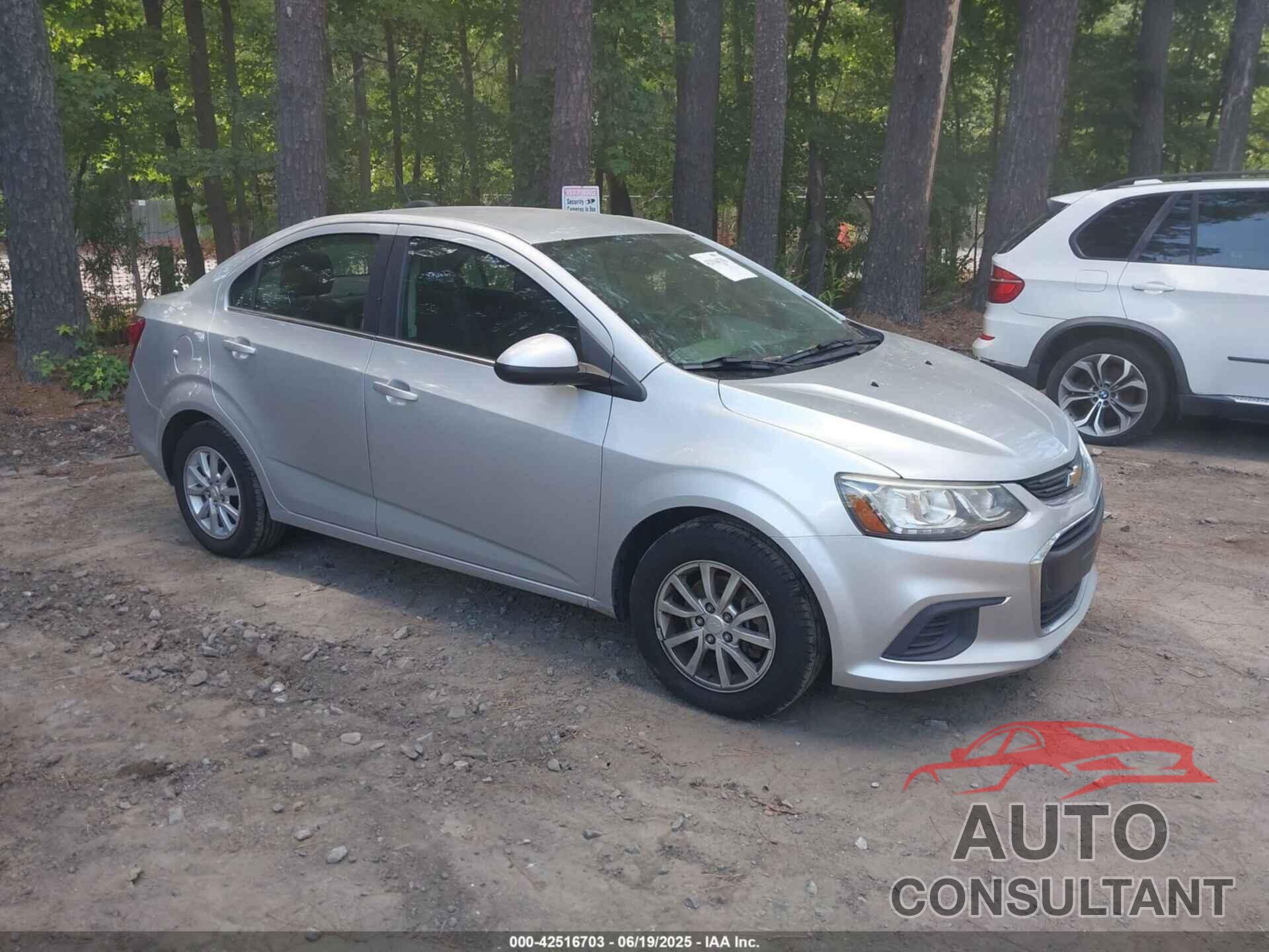CHEVROLET SONIC 2017 - 1G1JD5SG7H4121301