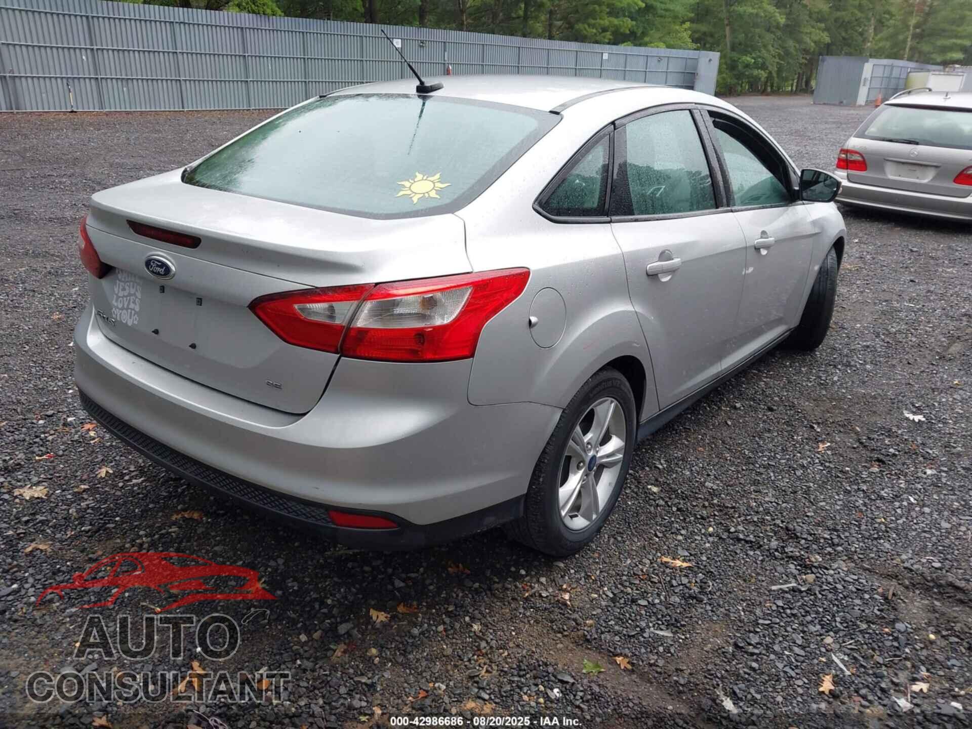 FORD FOCUS 2014 - 1FADP3F23EL366439
