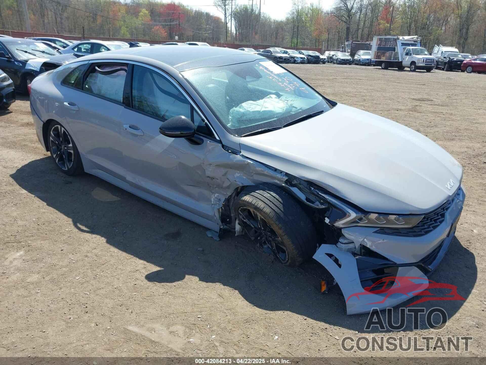 KIA K5 2022 - 5XXG64J26NG109802