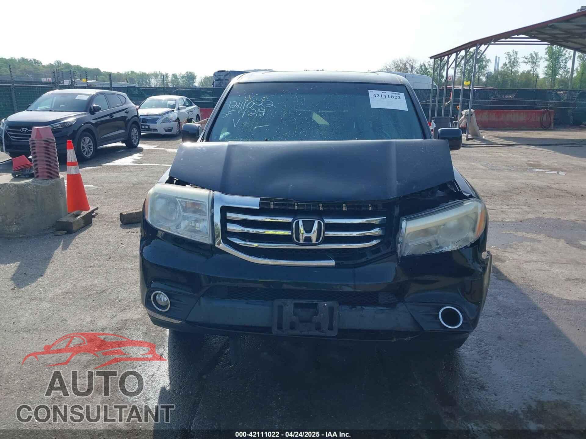 HONDA PILOT 2015 - 5FNYF4H53FB054525