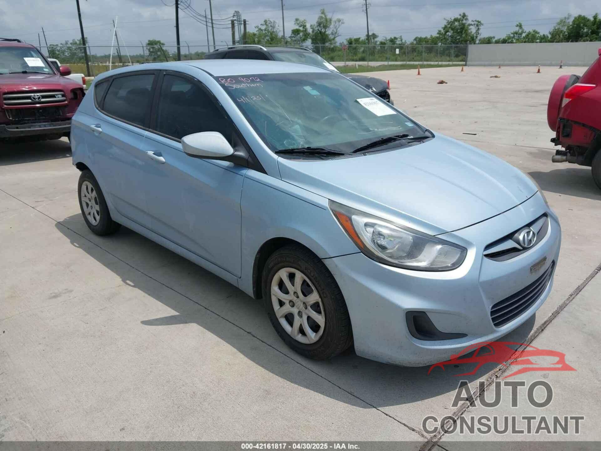 HYUNDAI ACCENT 2013 - KMHCT5AEXDU118949