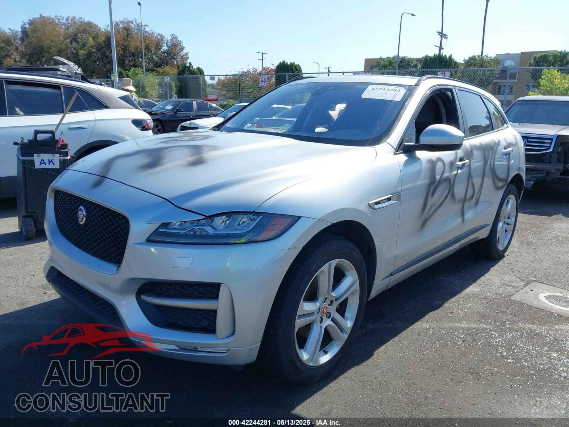 JAGUAR F-PACE 2018 - SADCL2FX8JA259260