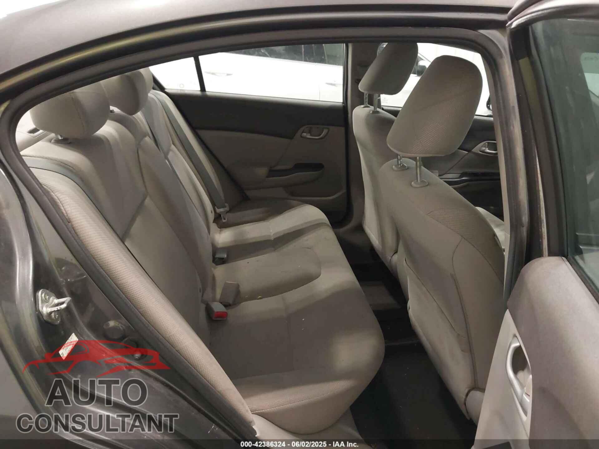 HONDA CIVIC 2012 - 2HGFB2F57CH605900
