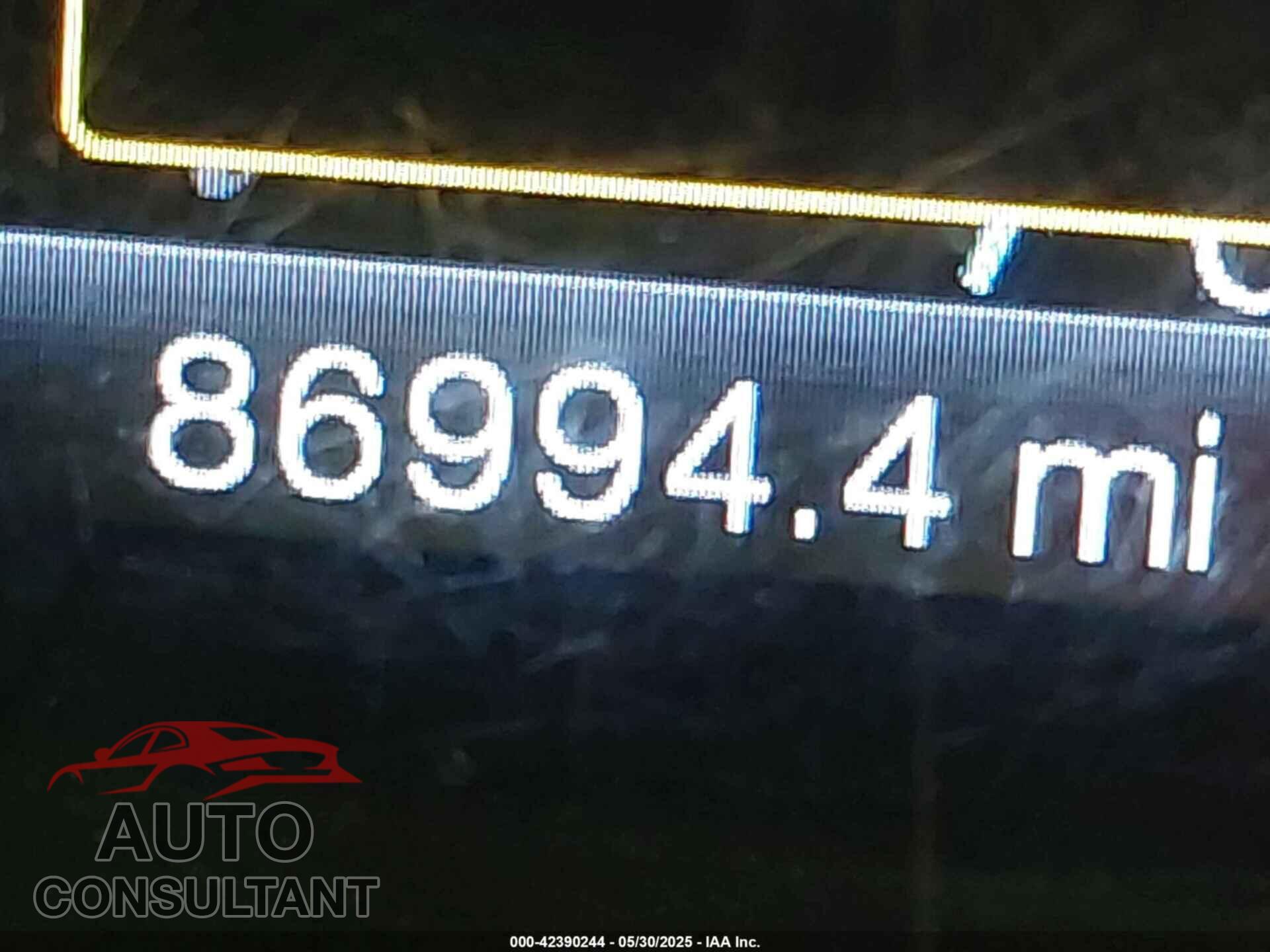 FORD EXPLORER 2011 - 1FMHK8D87BGA44658