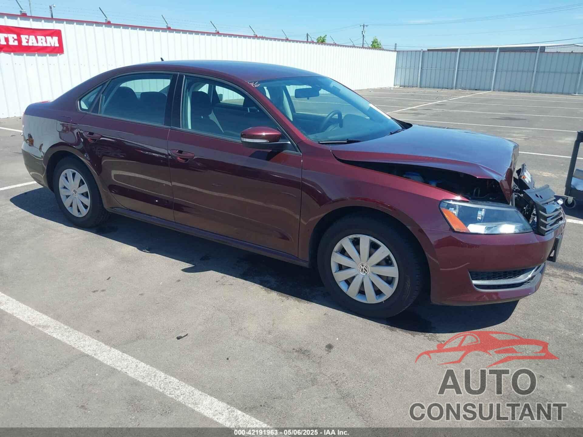 VOLKSWAGEN PASSAT 2013 - 1VWAP7A31DC029851