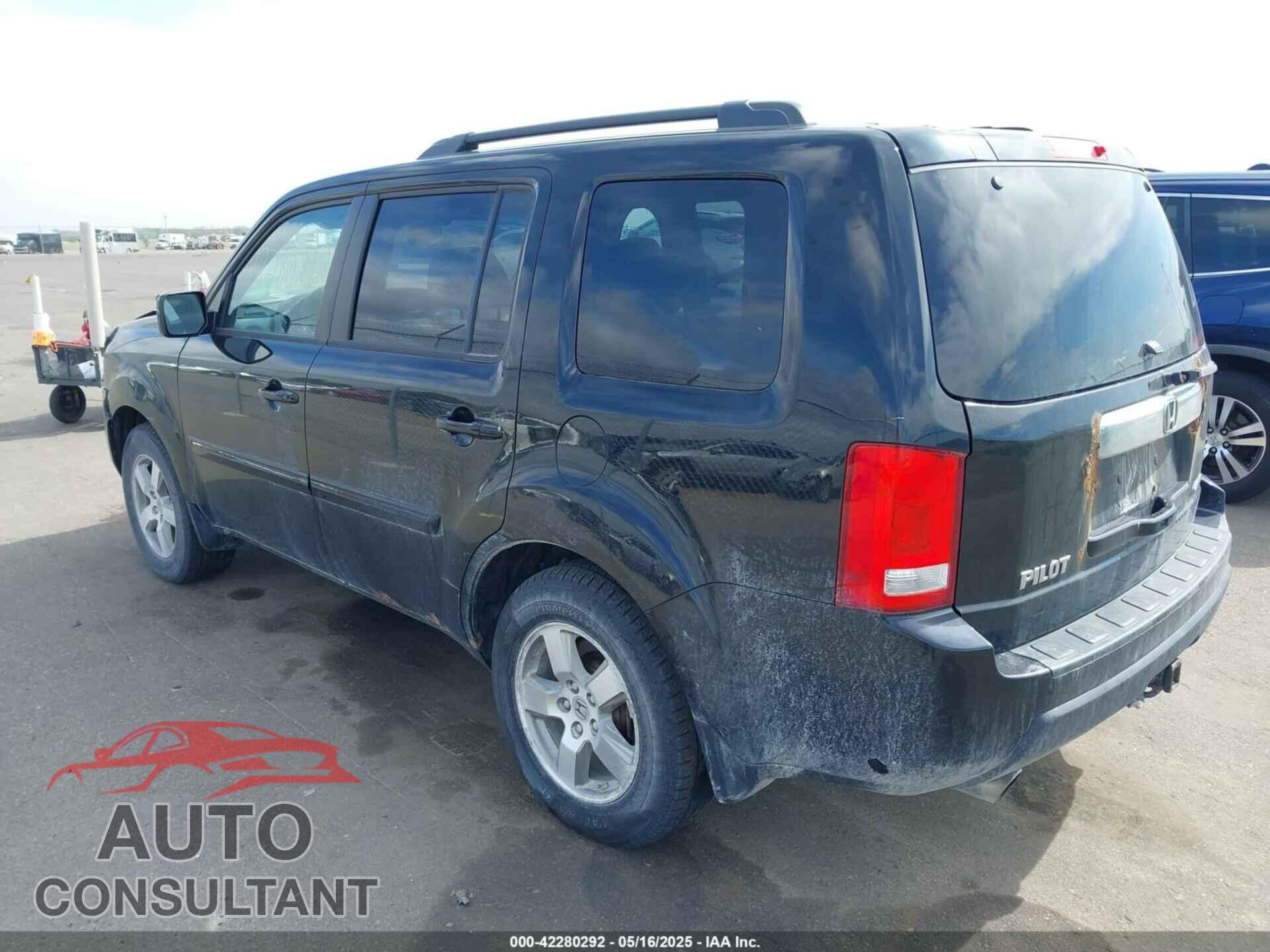 HONDA PILOT 2011 - 5FNYF4H56BB039978