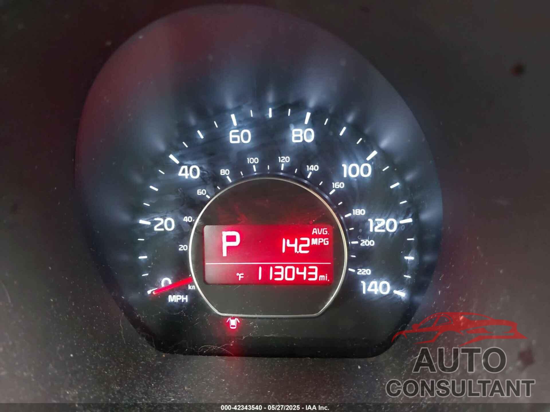 KIA SOUL 2016 - KNDJN2A2XG7370231
