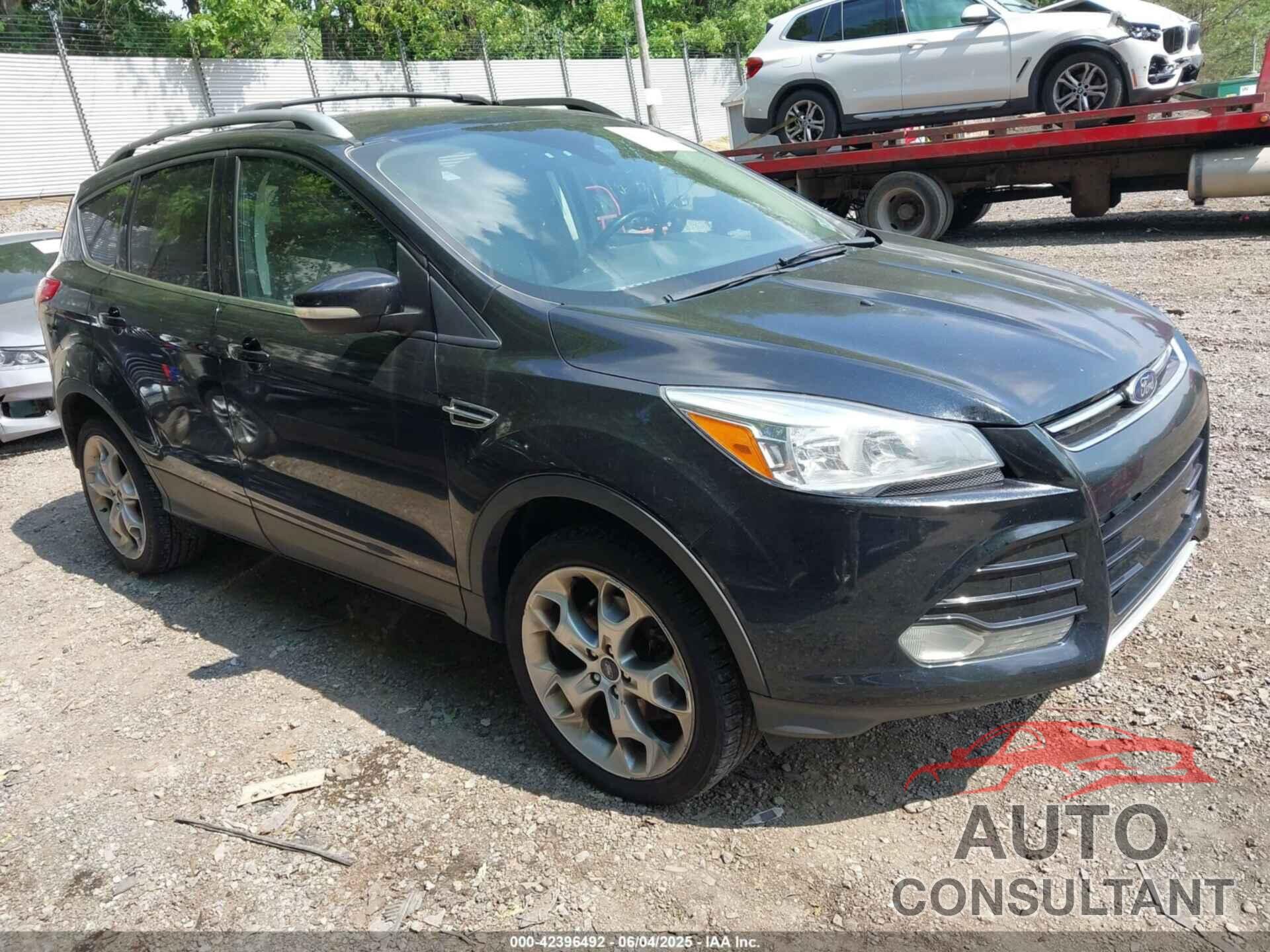 FORD ESCAPE 2016 - 1FMCU9JX1GUC18335