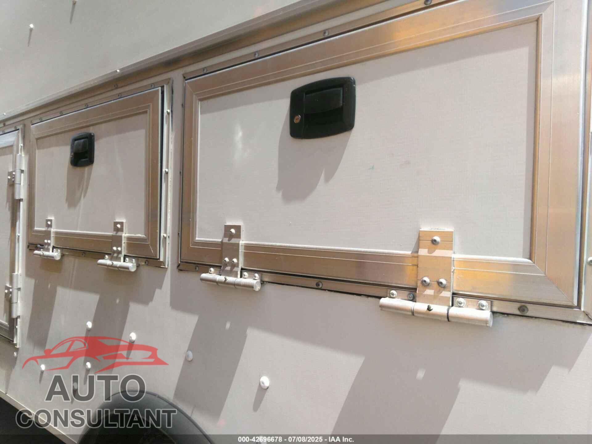 FORD TRANSIT 2017 - 1FDBF8PM9HKA74320