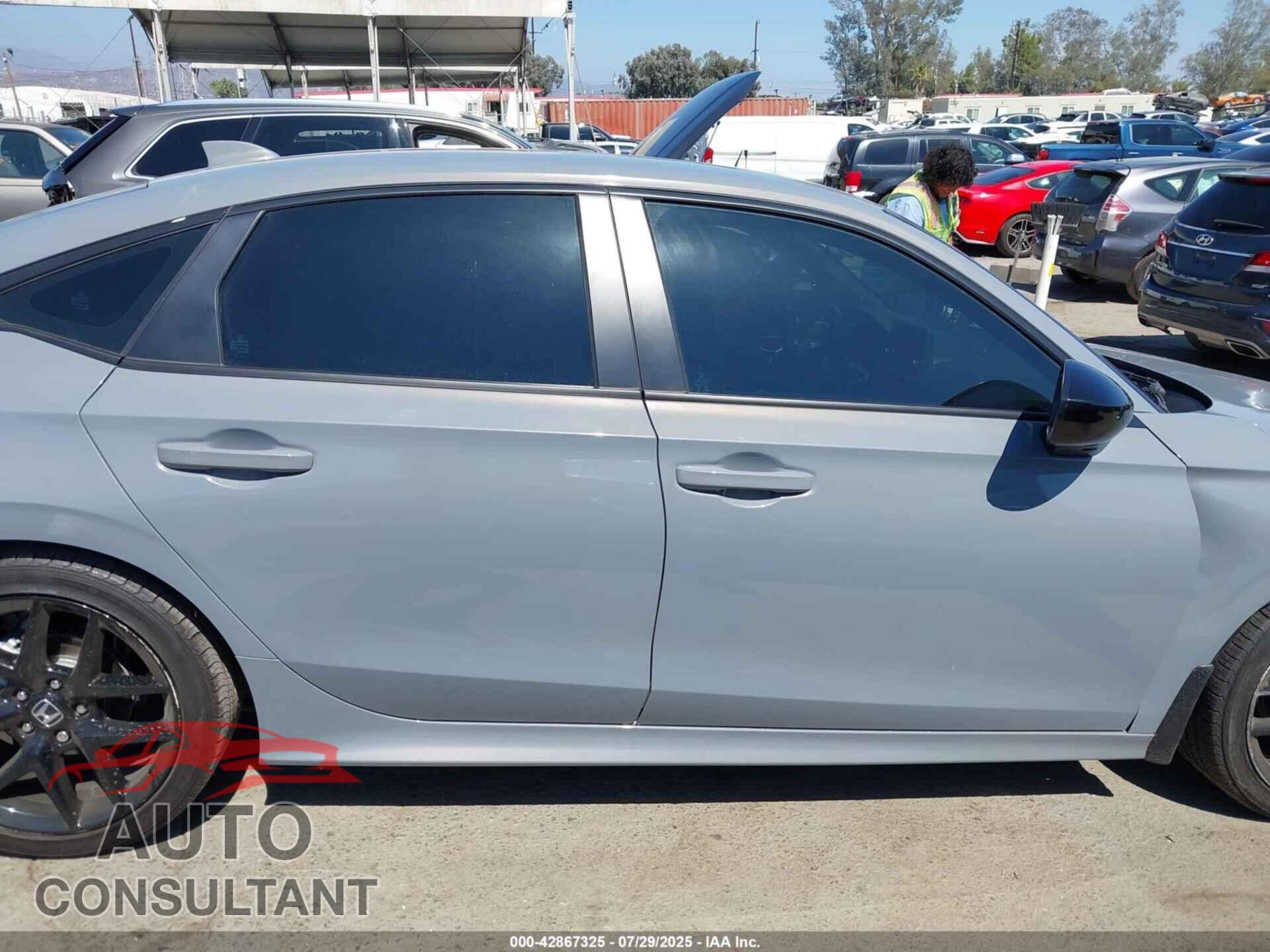 HONDA CIVIC 2025 - 2HGFE2F59SH514181