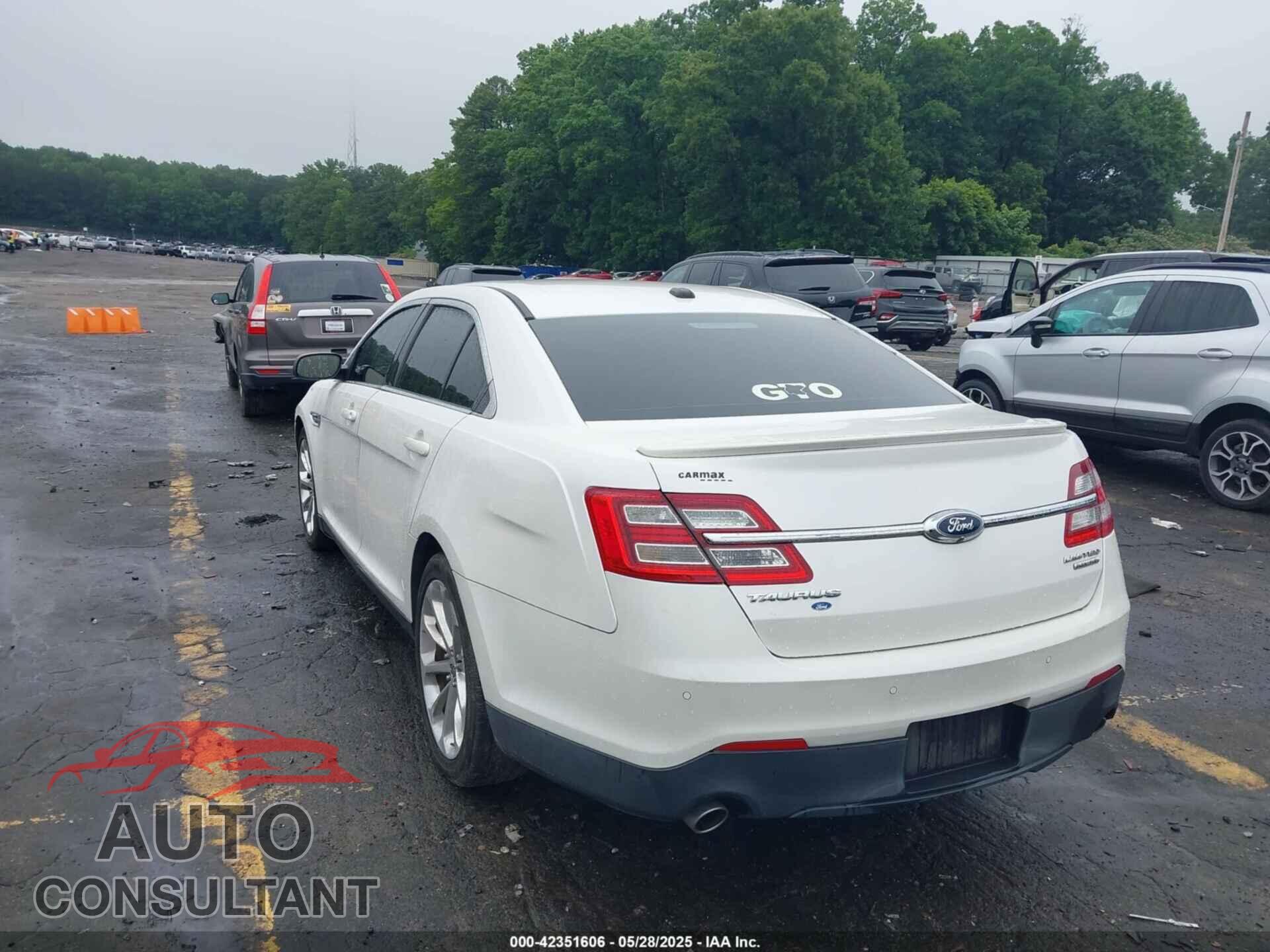 FORD TAURUS 2013 - 1FAHP2F82DG170824