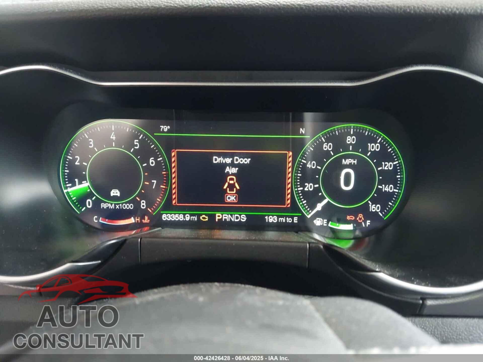 FORD MUSTANG 2018 - 1FATP8UH8J5111817