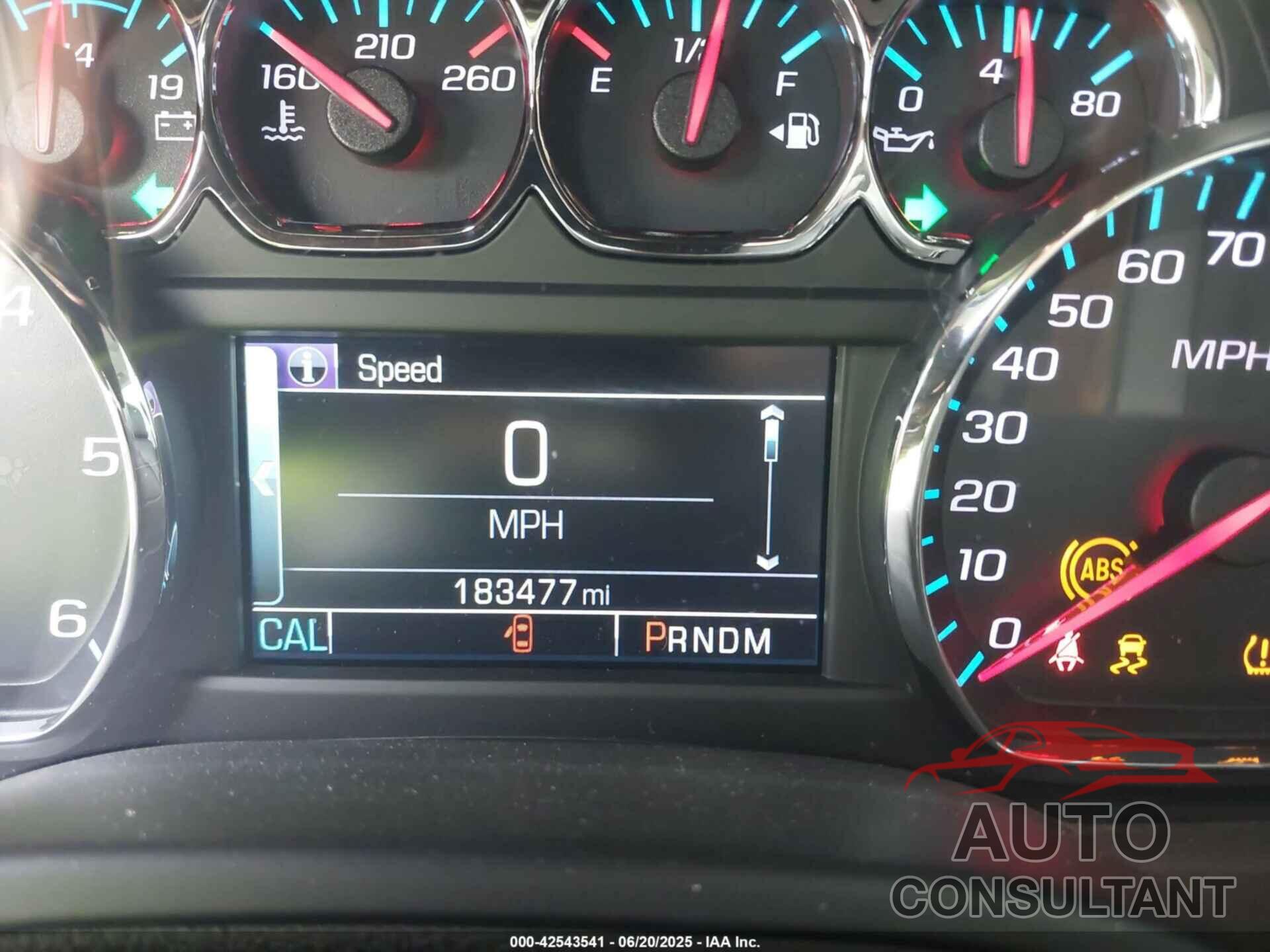 CHEVROLET SUBURBAN 1500 2015 - 1GNSKKKC8FR698374