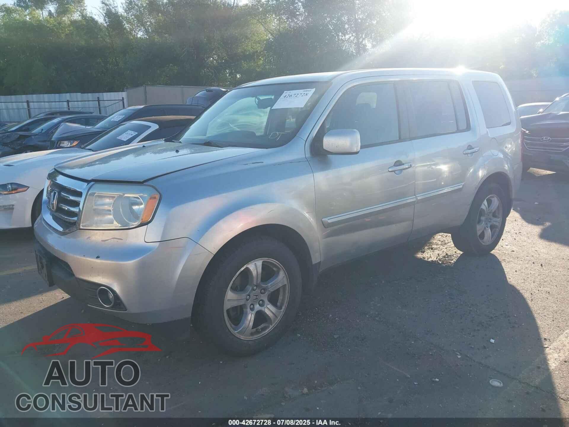 HONDA PILOT 2013 - 5FNYF4H63DB012037