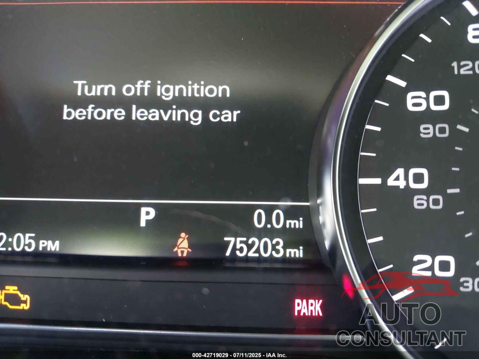 AUDI A8 L 2015 - WAU32AFD0FN007028