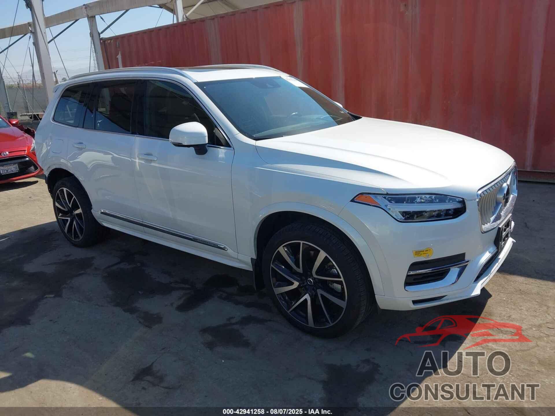 VOLVO XC90 RECHARGE PLUG-IN HYBRID 2022 - YV4BR0CZ5N1816760