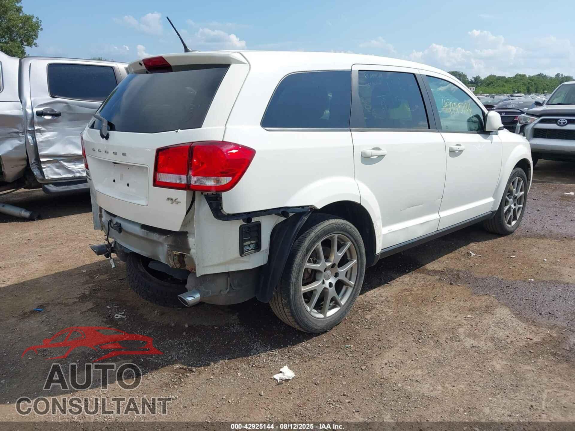 DODGE JOURNEY 2015 - 3C4PDCEG3FT577790
