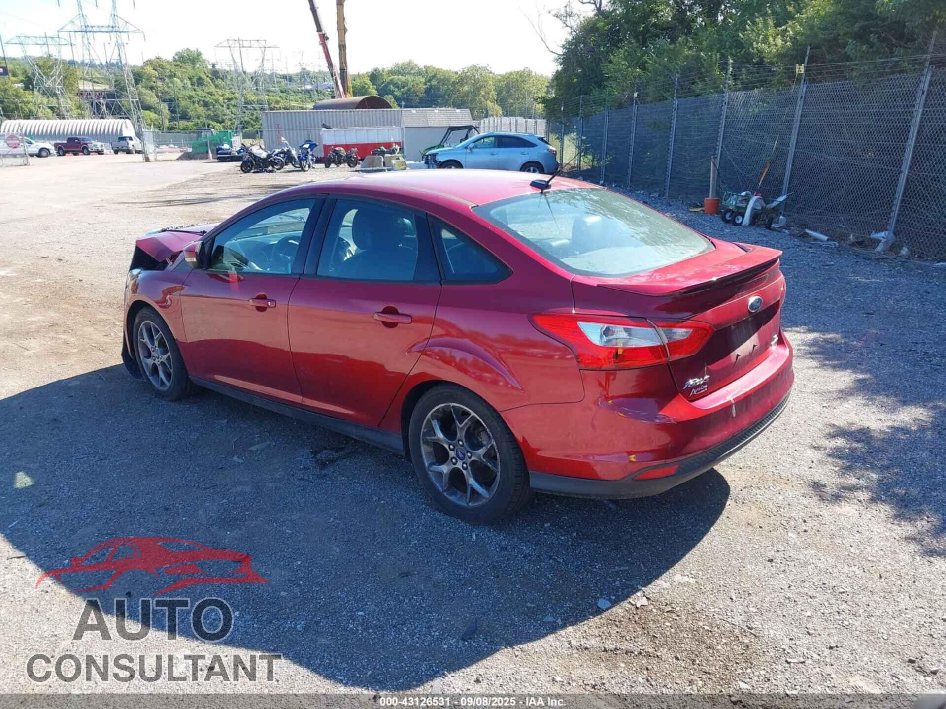 FORD FOCUS 2013 - 1FADP3F21DL380855