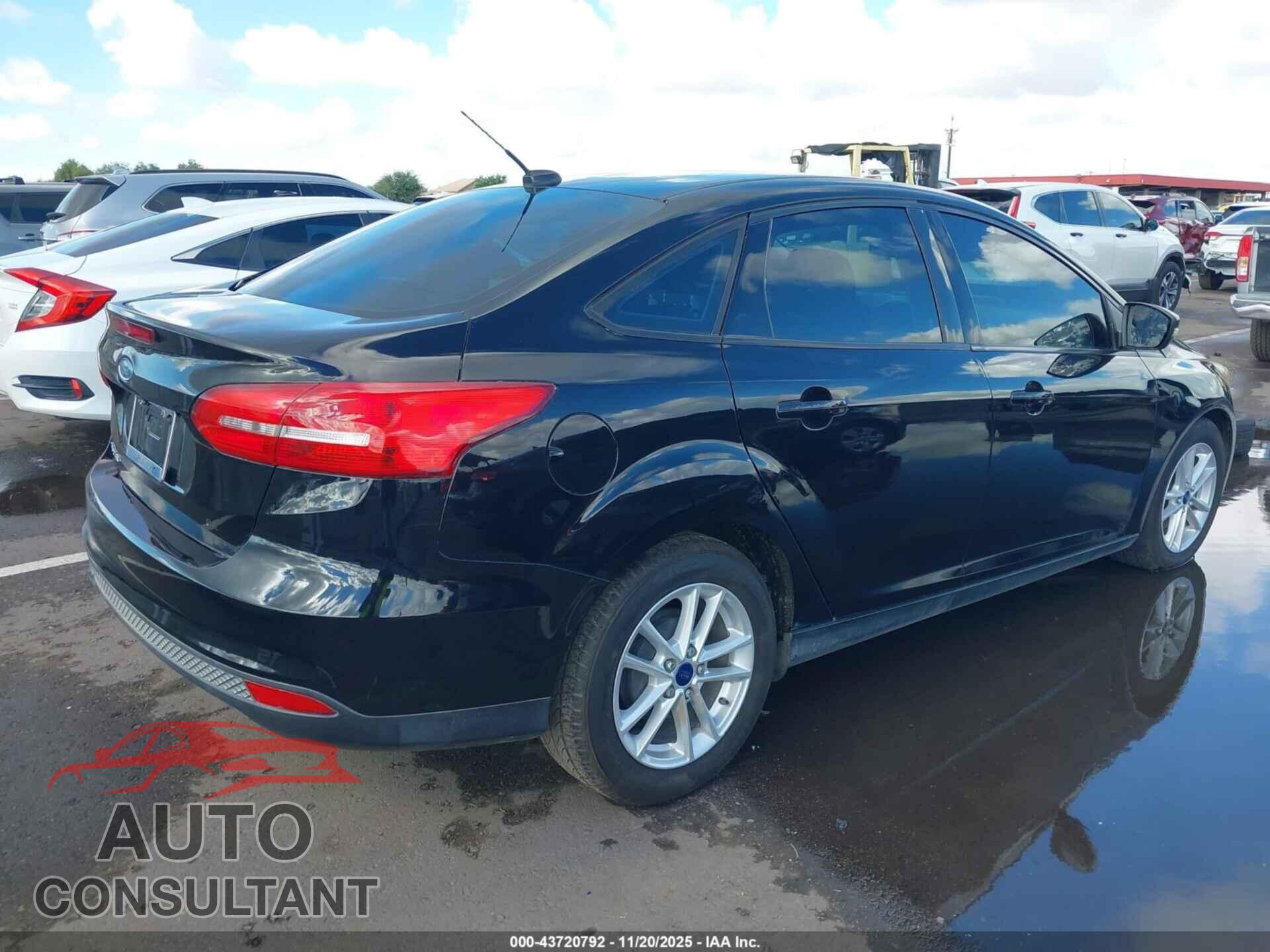 FORD FOCUS 2017 - 1FADP3F2XHL334589
