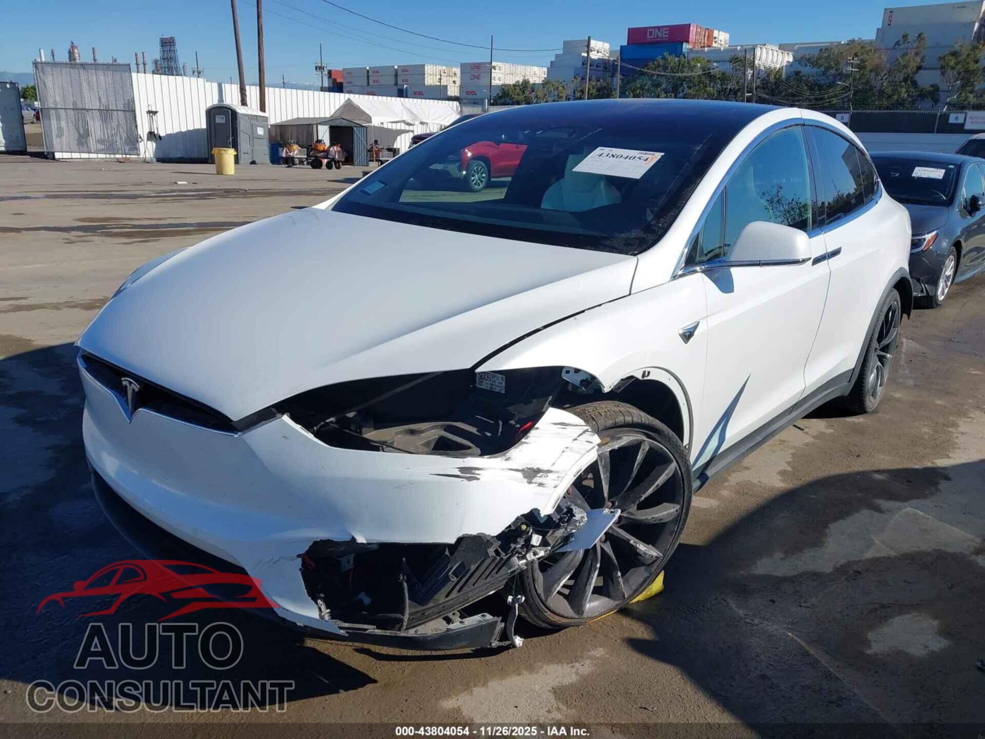 TESLA MODEL X 2018 - 5YJXCBE29JF090733