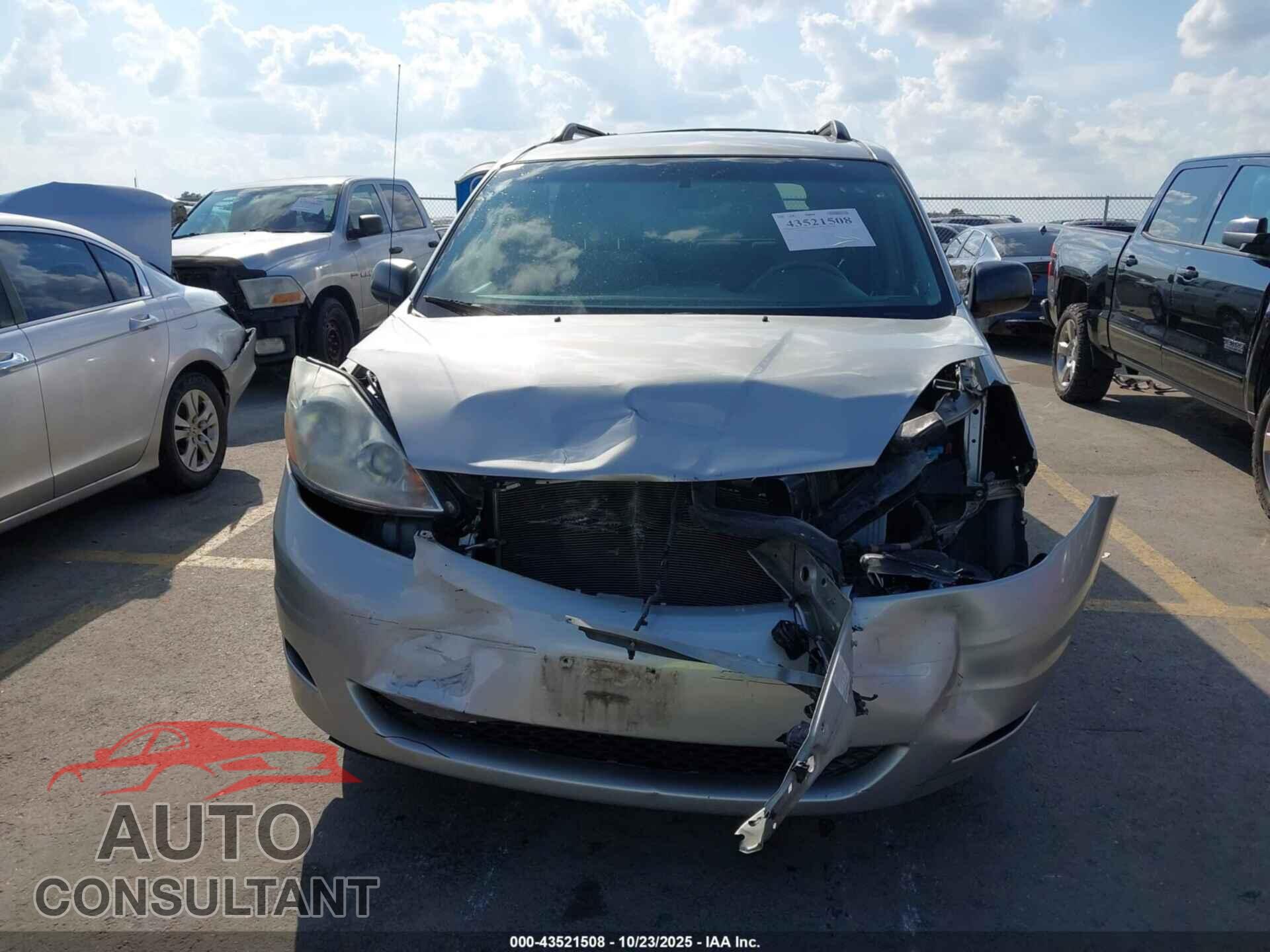 TOYOTA SIENNA 2010 - 5TDKK4CC9AS333473