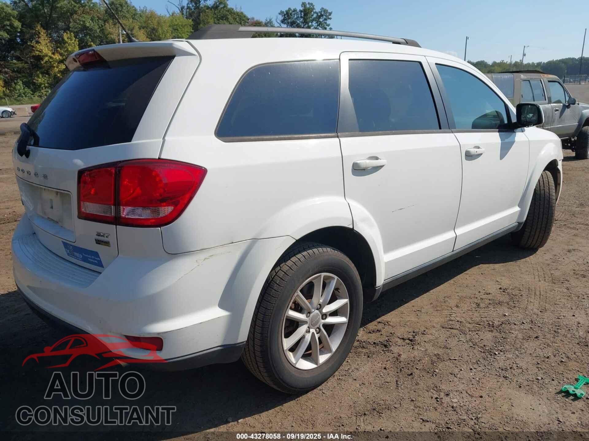 DODGE JOURNEY 2017 - 3C4PDCBG2HT526451