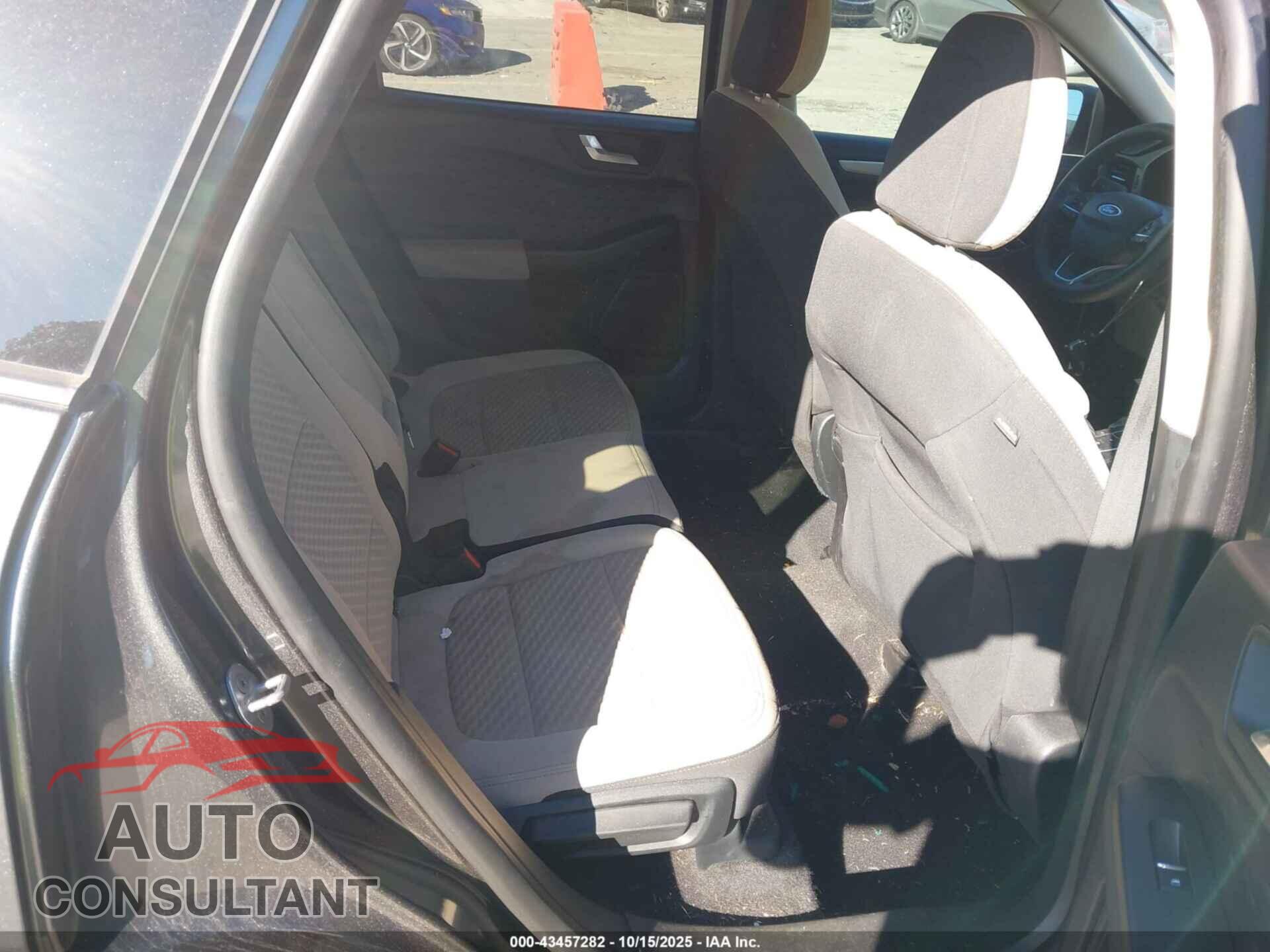 FORD ESCAPE 2020 - 1FMCU0G60LUA75804