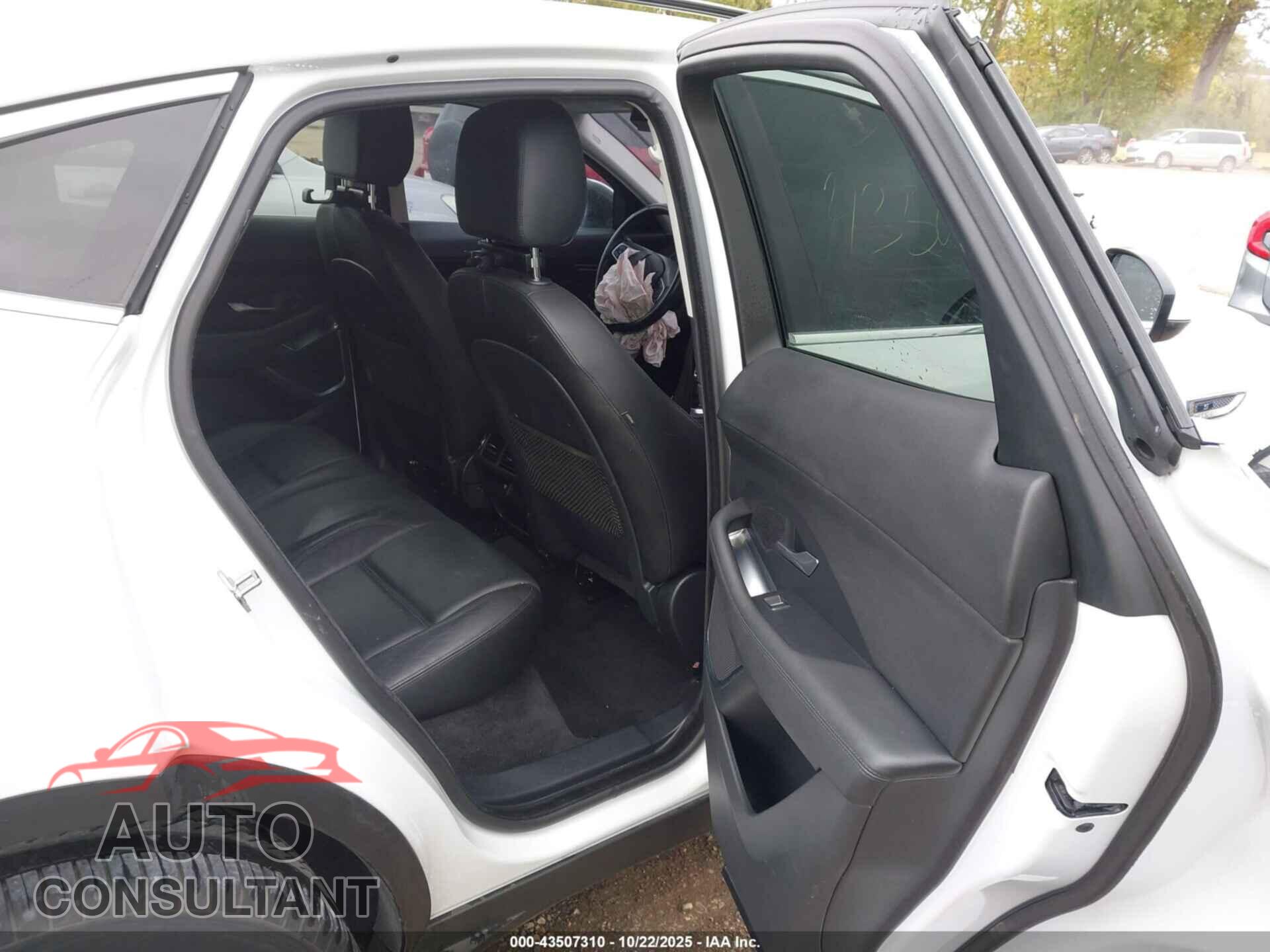 JAGUAR E-PACE 2018 - SADFJ2FX9J1Z16084