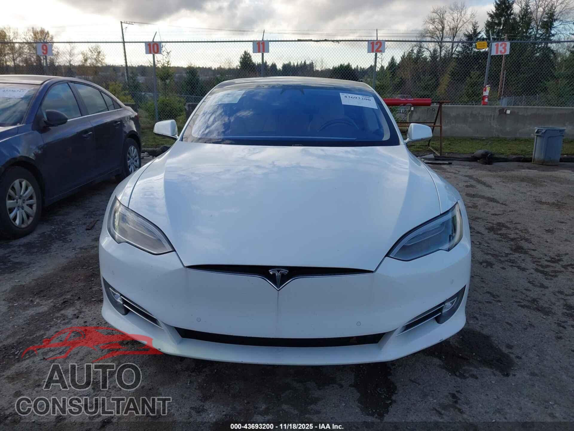 TESLA MODEL S 2017 - 5YJSA1E28HF210980