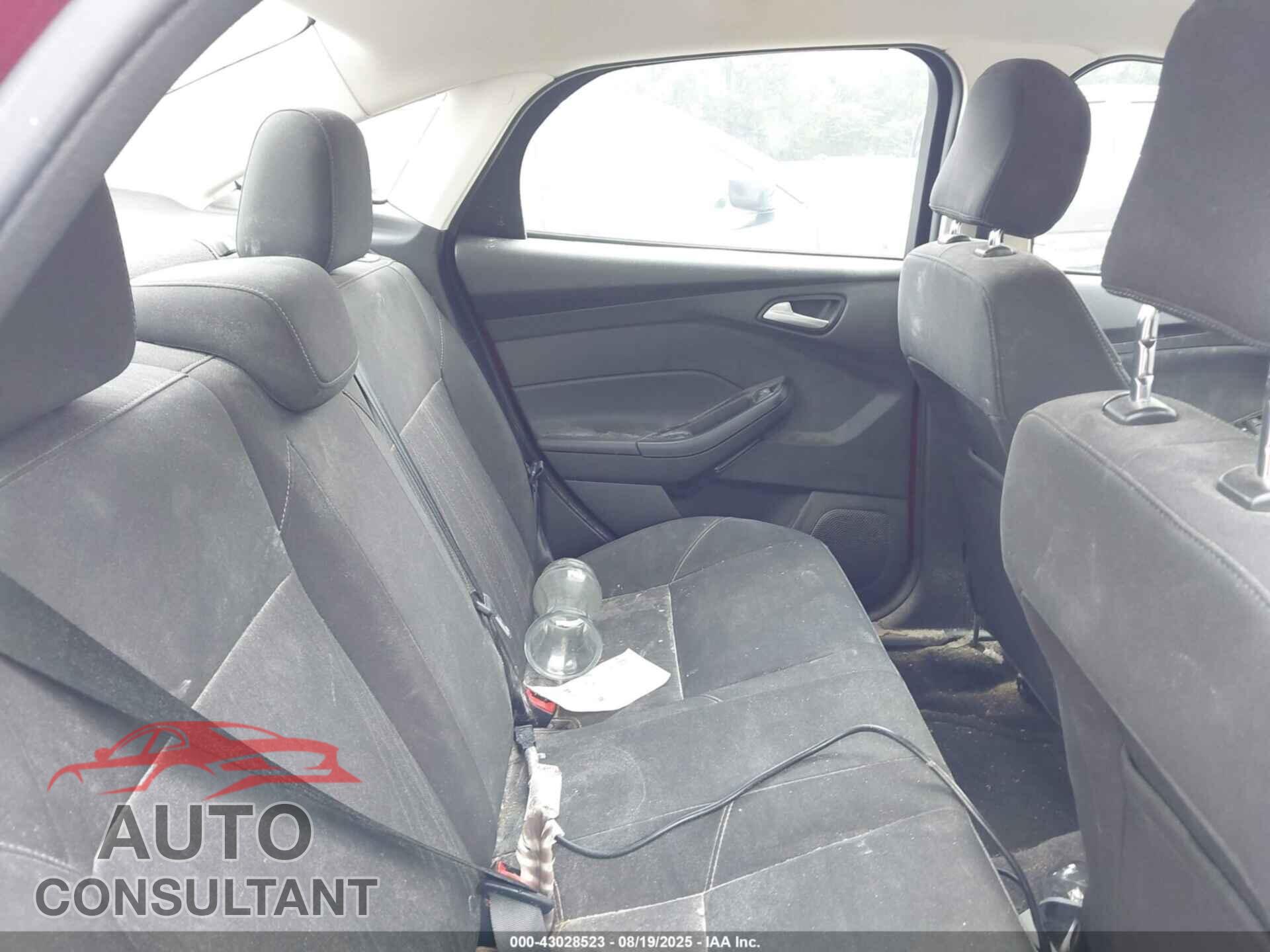 FORD FOCUS 2017 - 1FADP3F2XHL316979