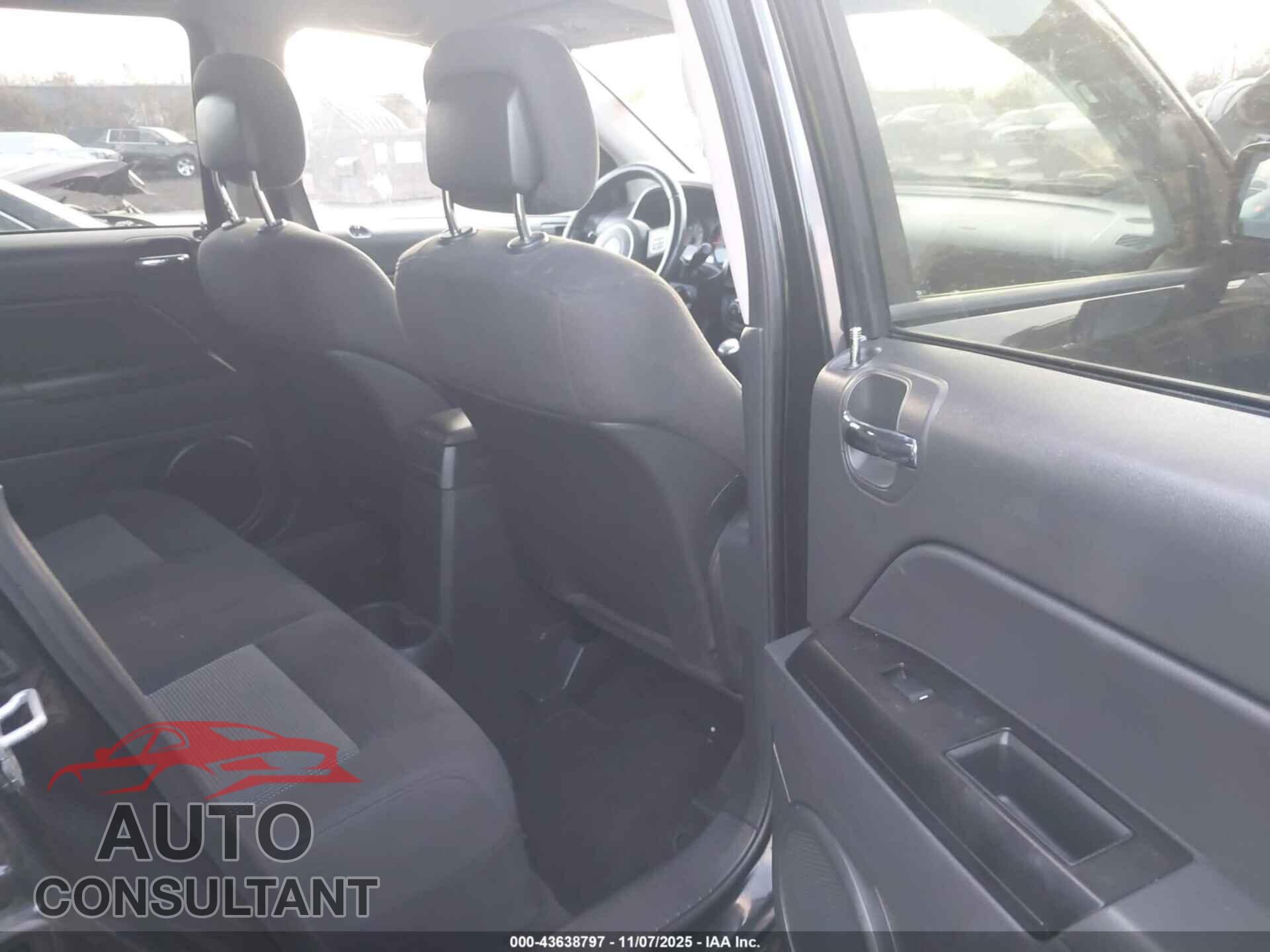 JEEP COMPASS 2011 - 1J4NT1FB6BD213892