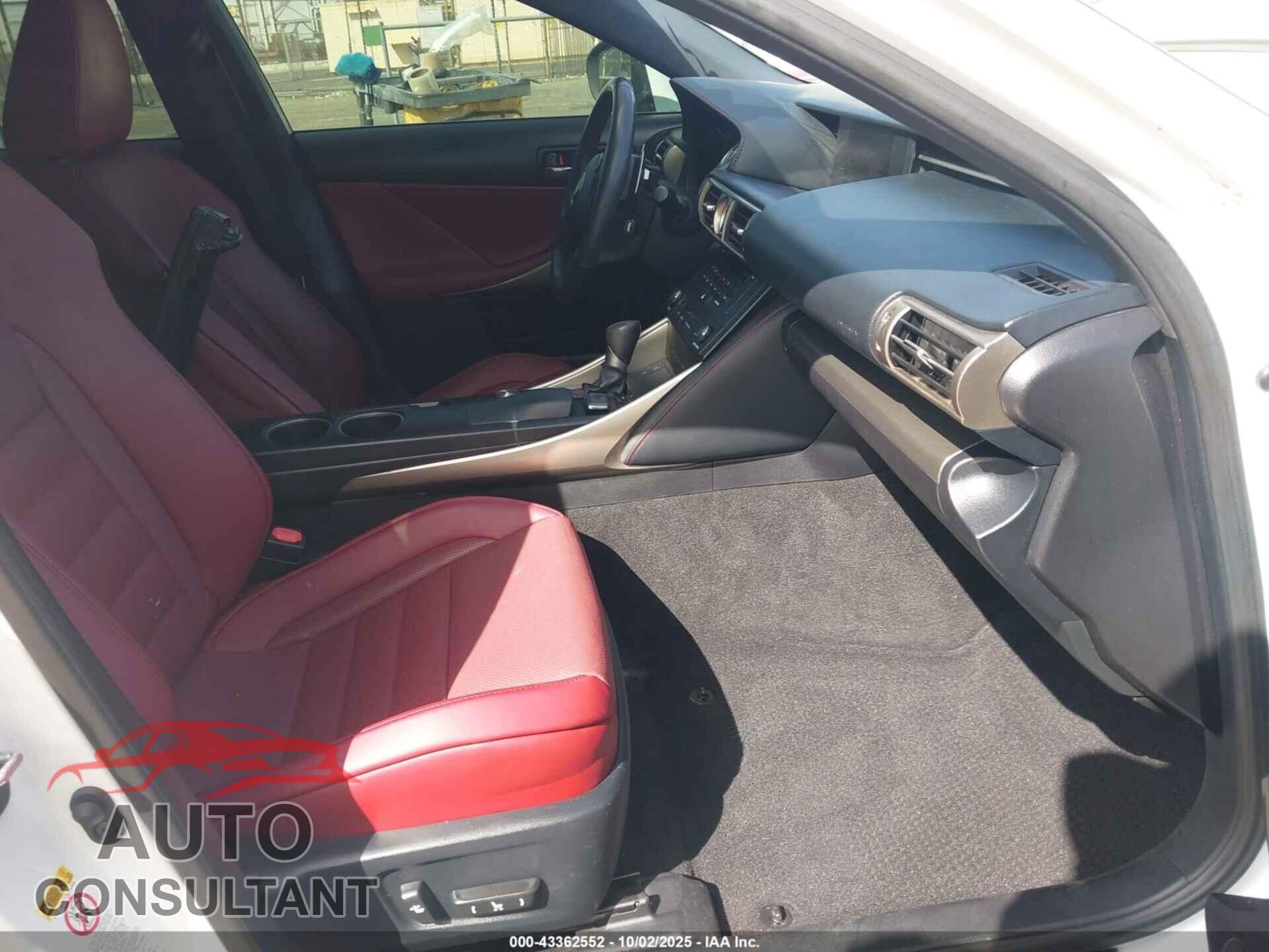 LEXUS IS 250 2015 - JTHBF1D25F5079202