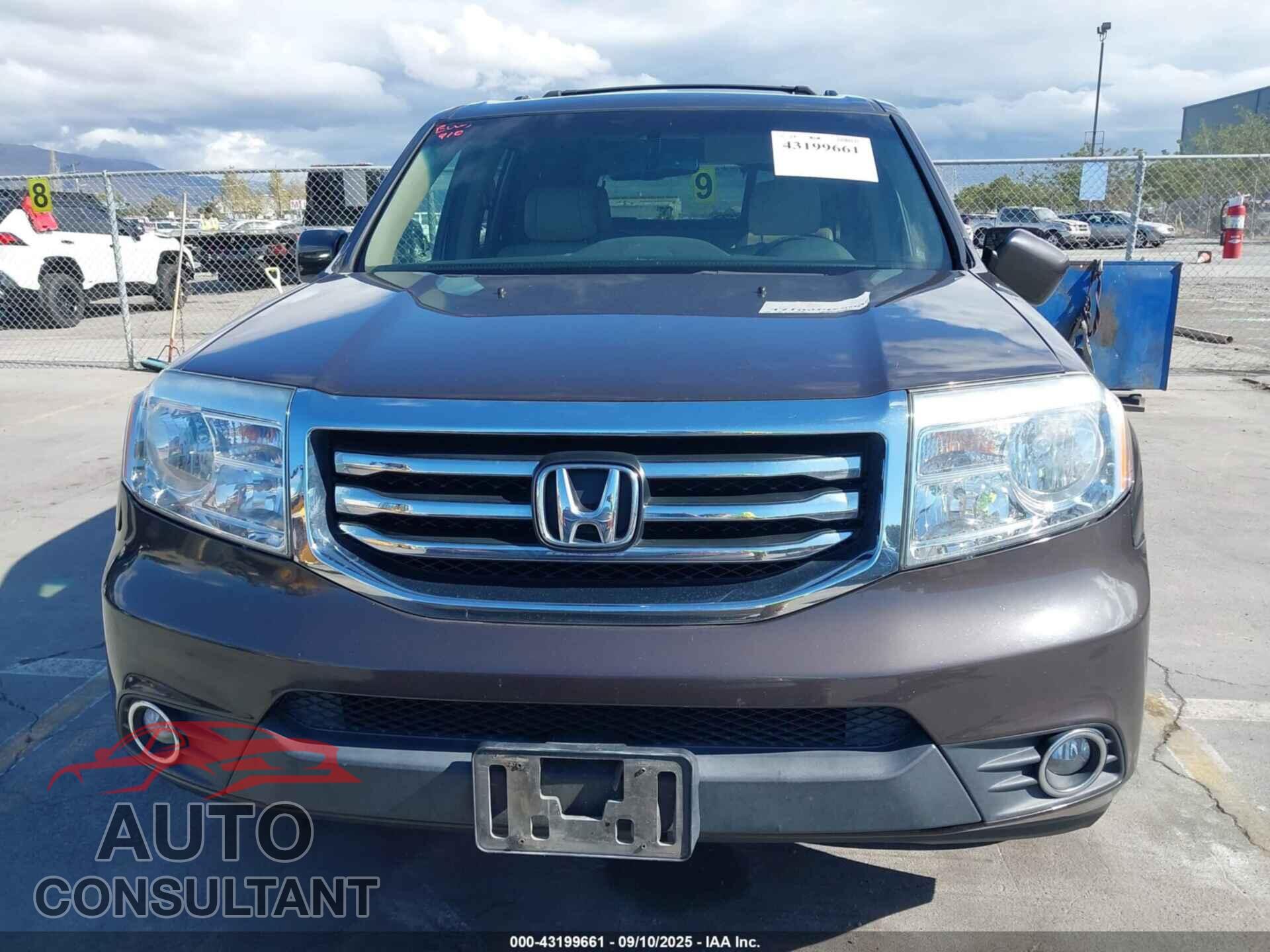 HONDA PILOT 2012 - 5FNYF4H52CB030163