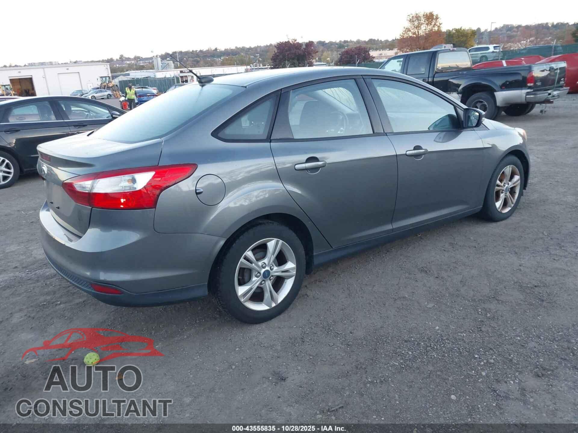 FORD FOCUS 2013 - 1FADP3F22DL103776