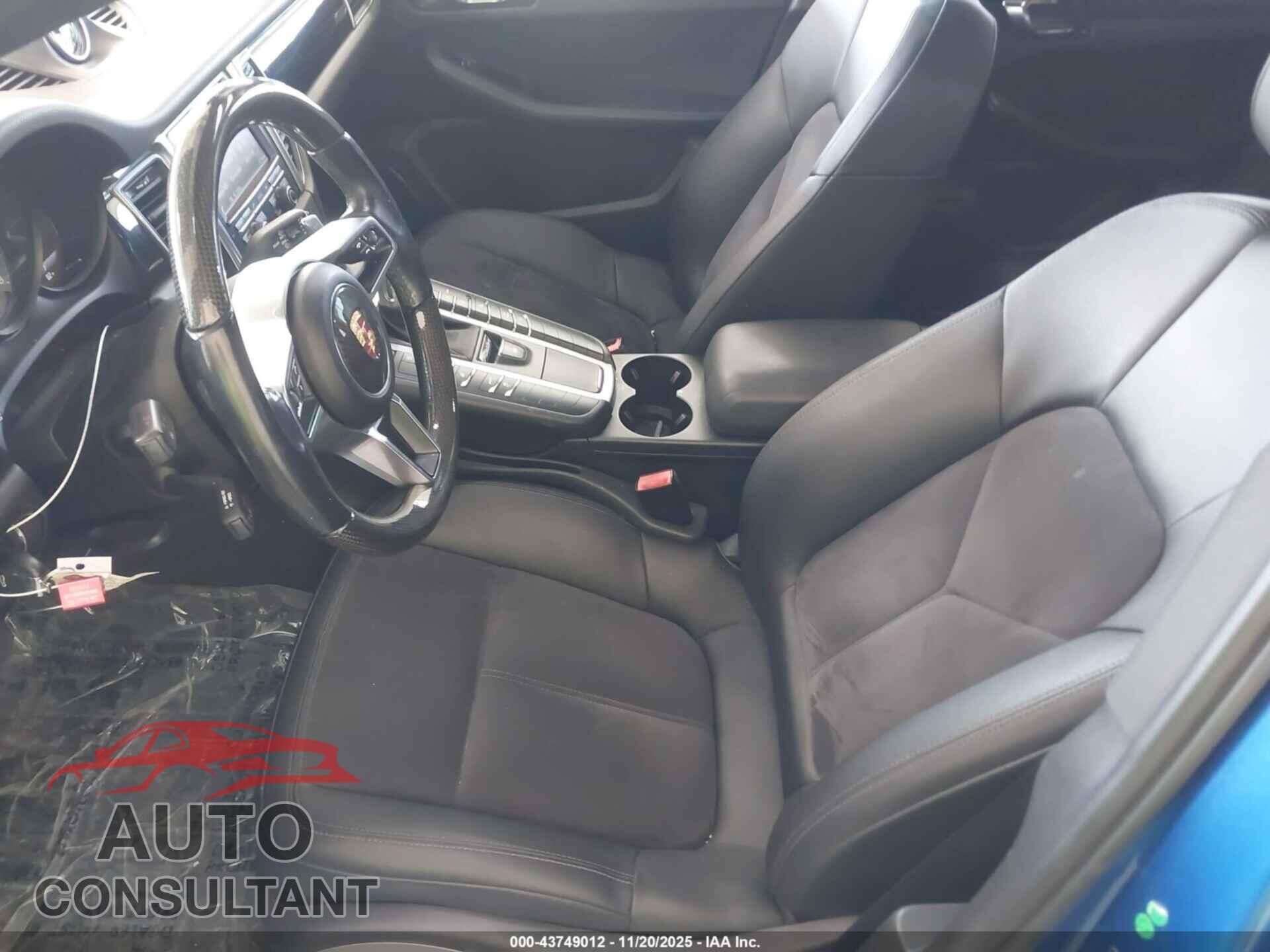 PORSCHE MACAN 2015 - WP1AB2A5XFLB64897