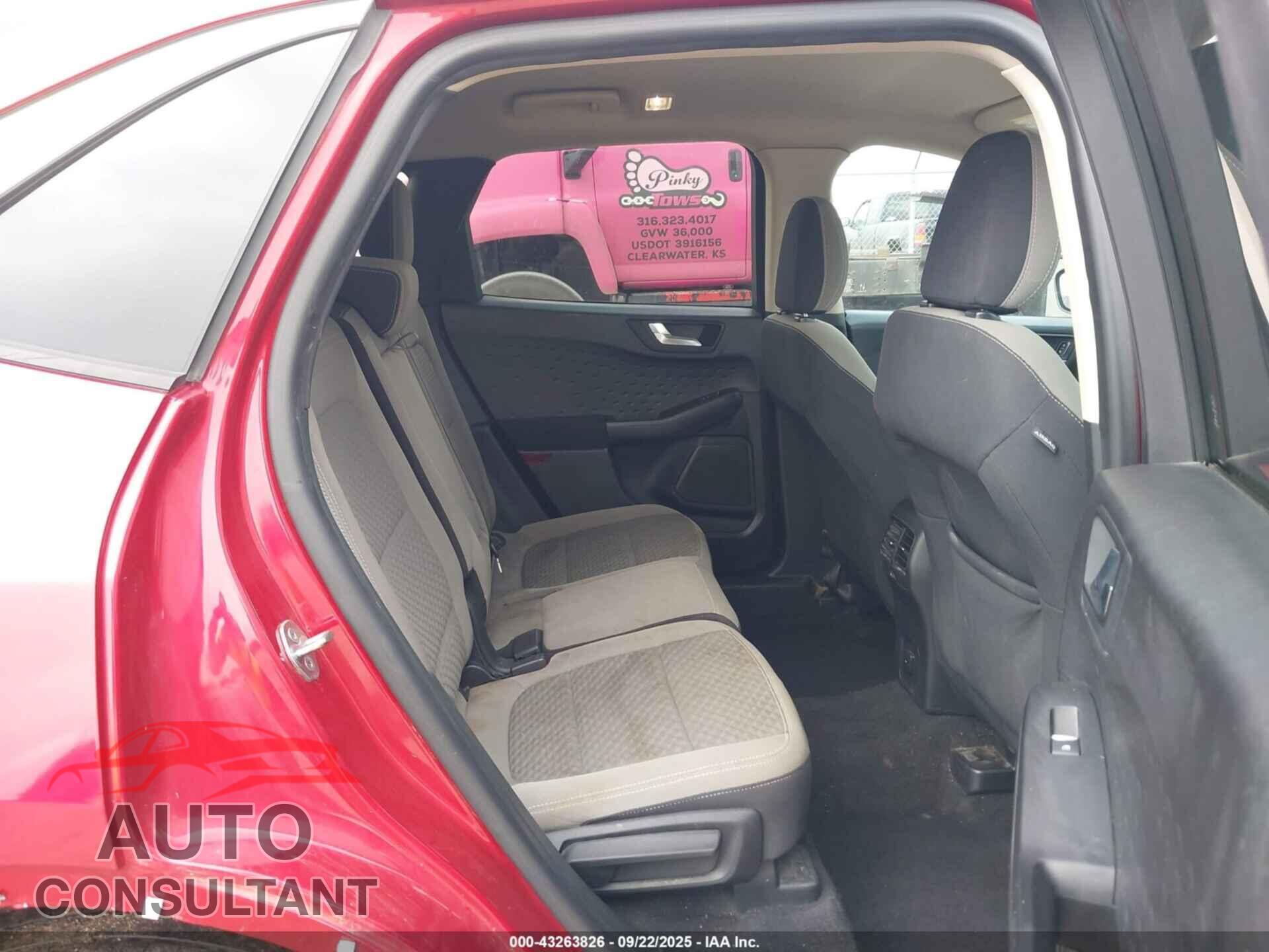 FORD ESCAPE 2020 - 1FMCU0G66LUA31905