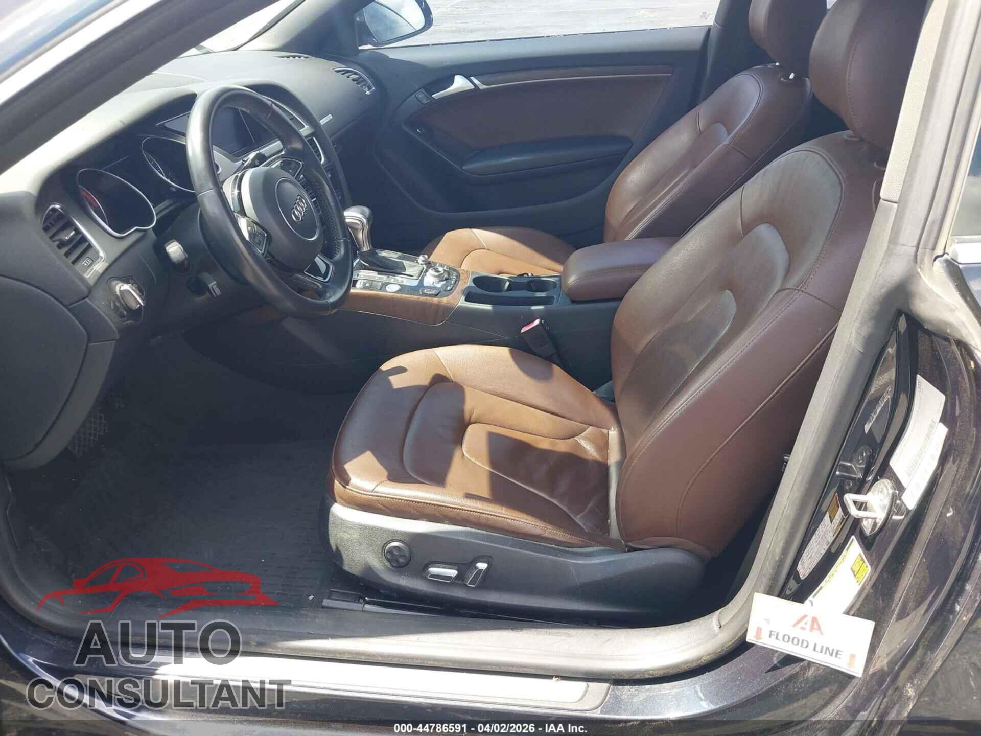 AUDI A5 2014 - WAULFAFR3EA005943
