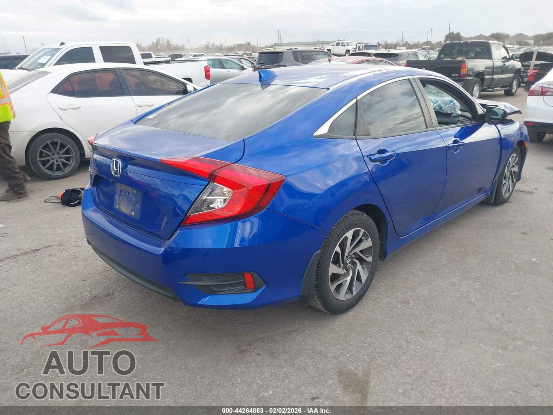 HONDA CIVIC 2017 - 19XFC2F78HE028732
