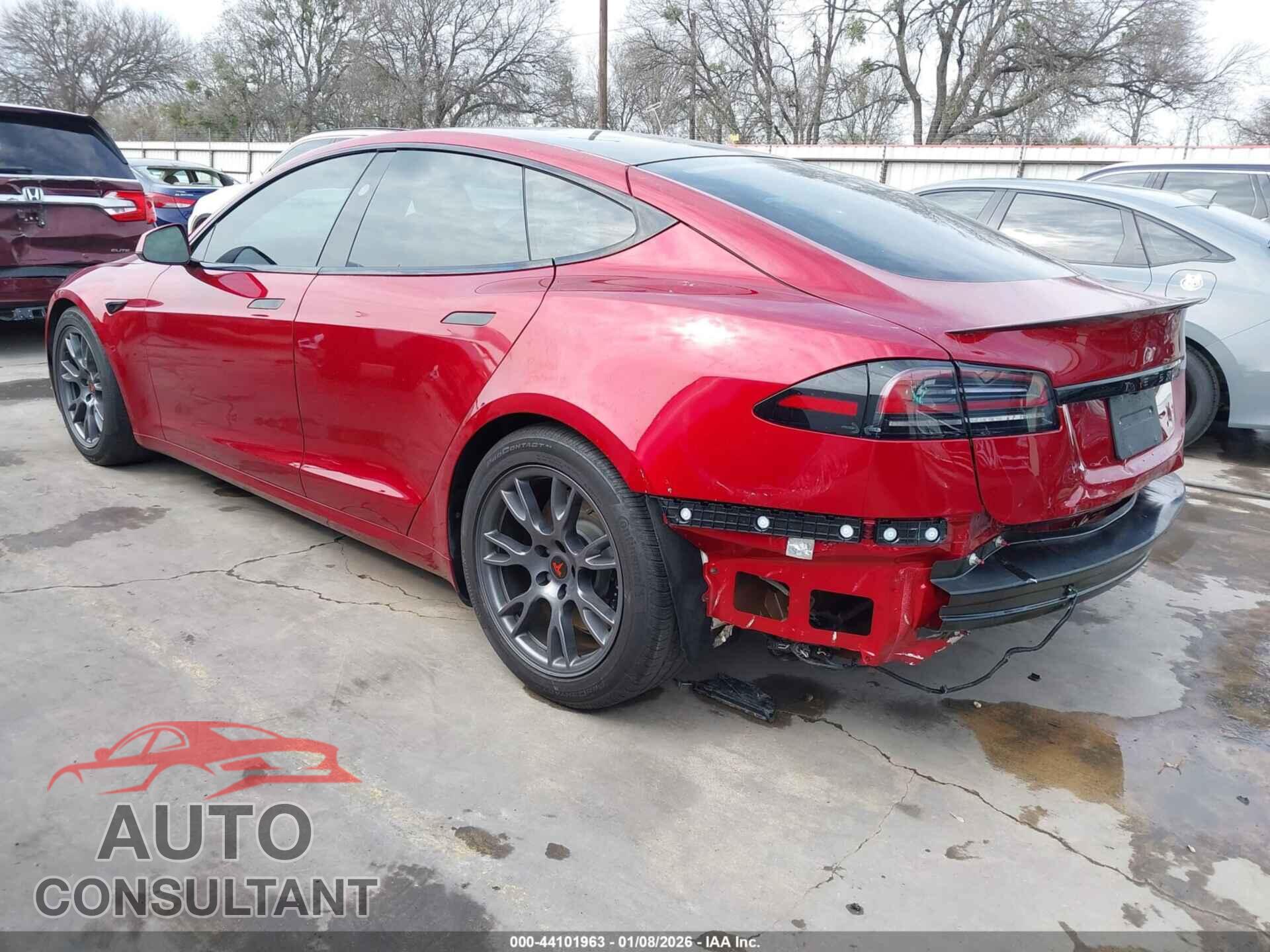 TESLA MODEL S 2024 - 5YJSA1E56RF532528