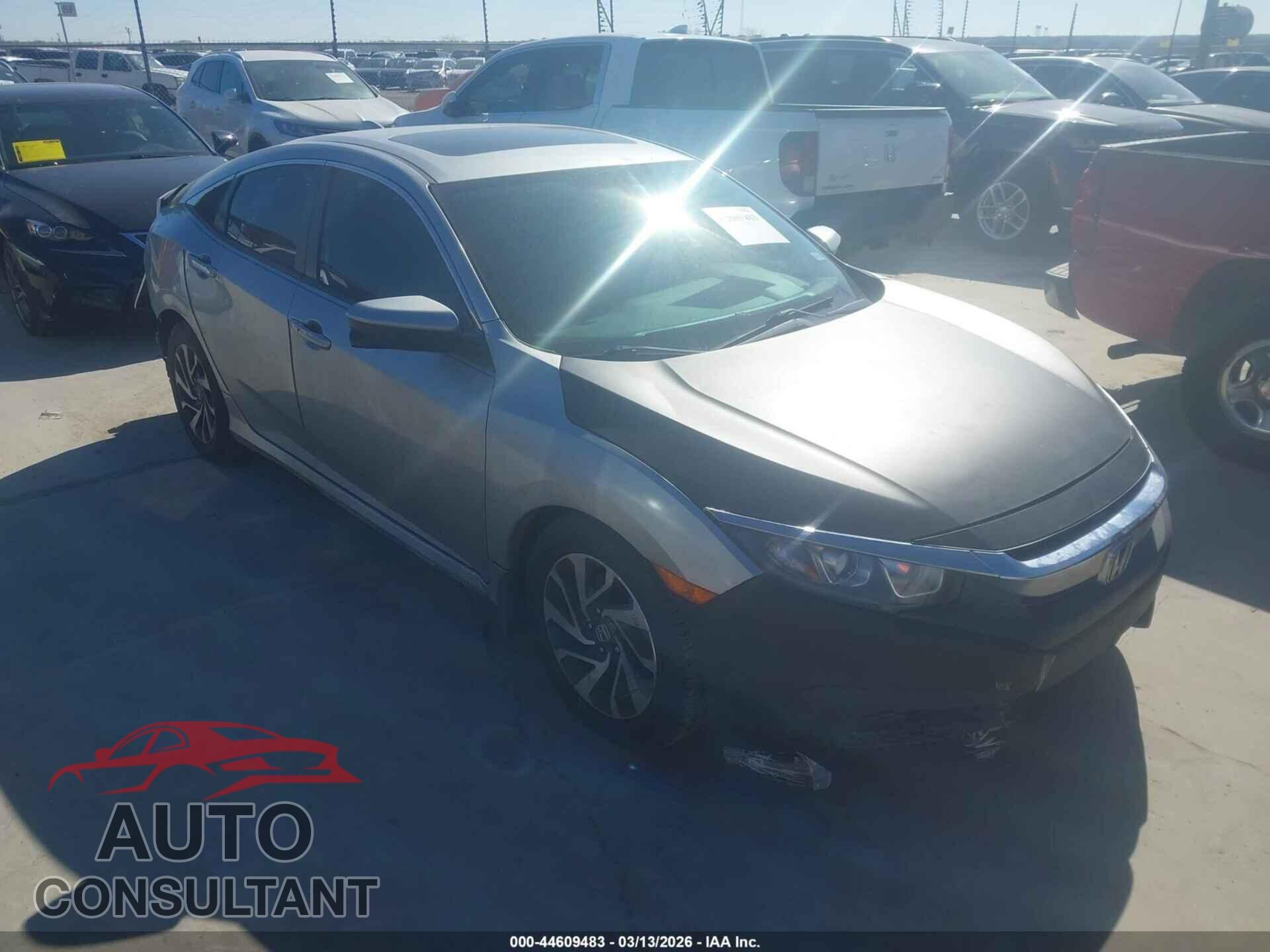 HONDA CIVIC 2017 - 19XFC2F74HE018697