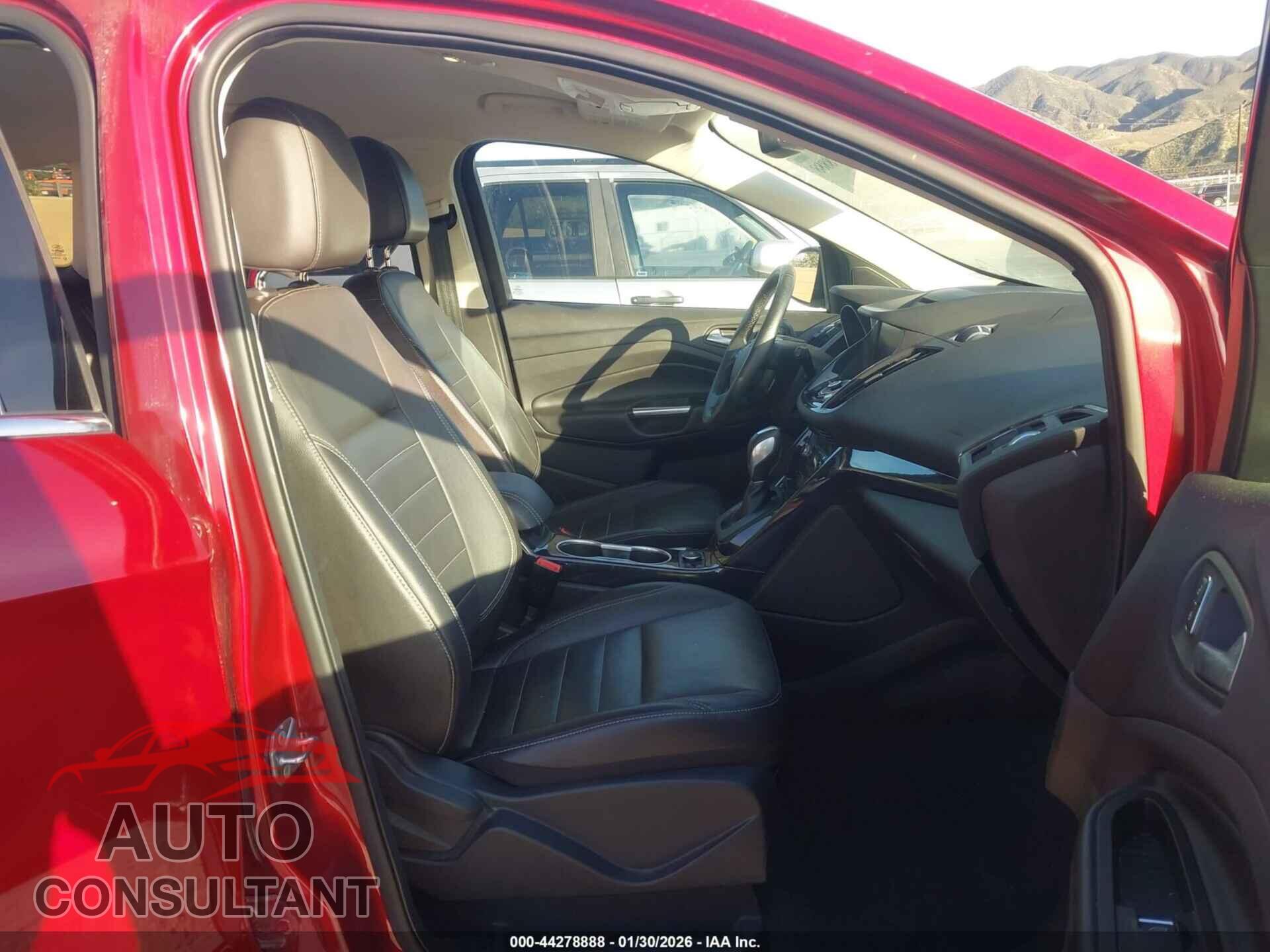 FORD ESCAPE 2014 - 1FMCU9J90EUC68884