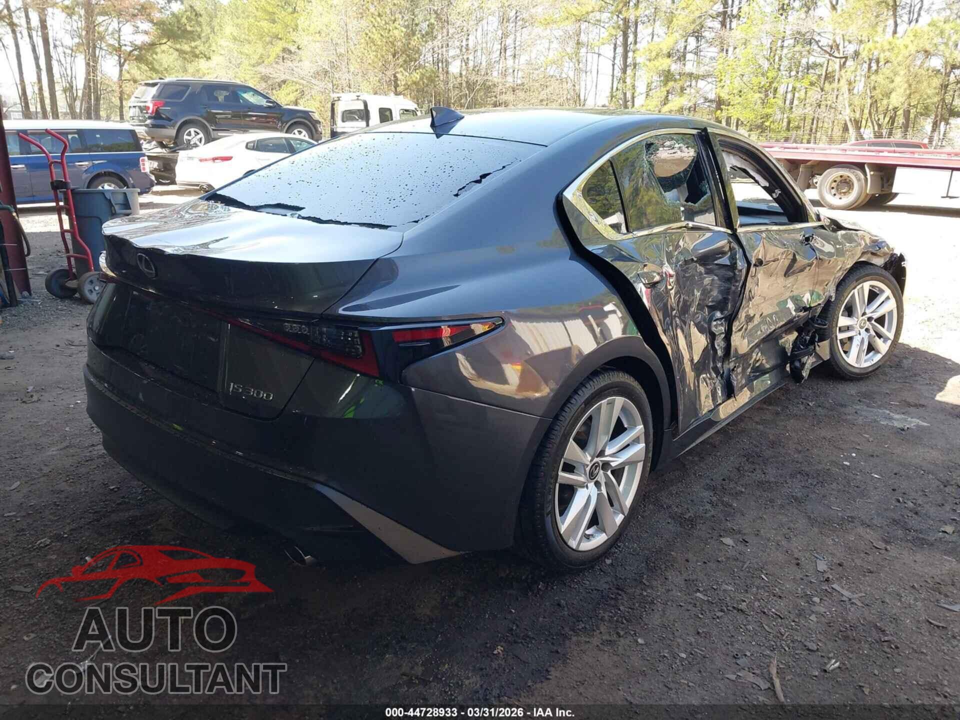 LEXUS IS 300 2021 - JTHCA1D24M5110102